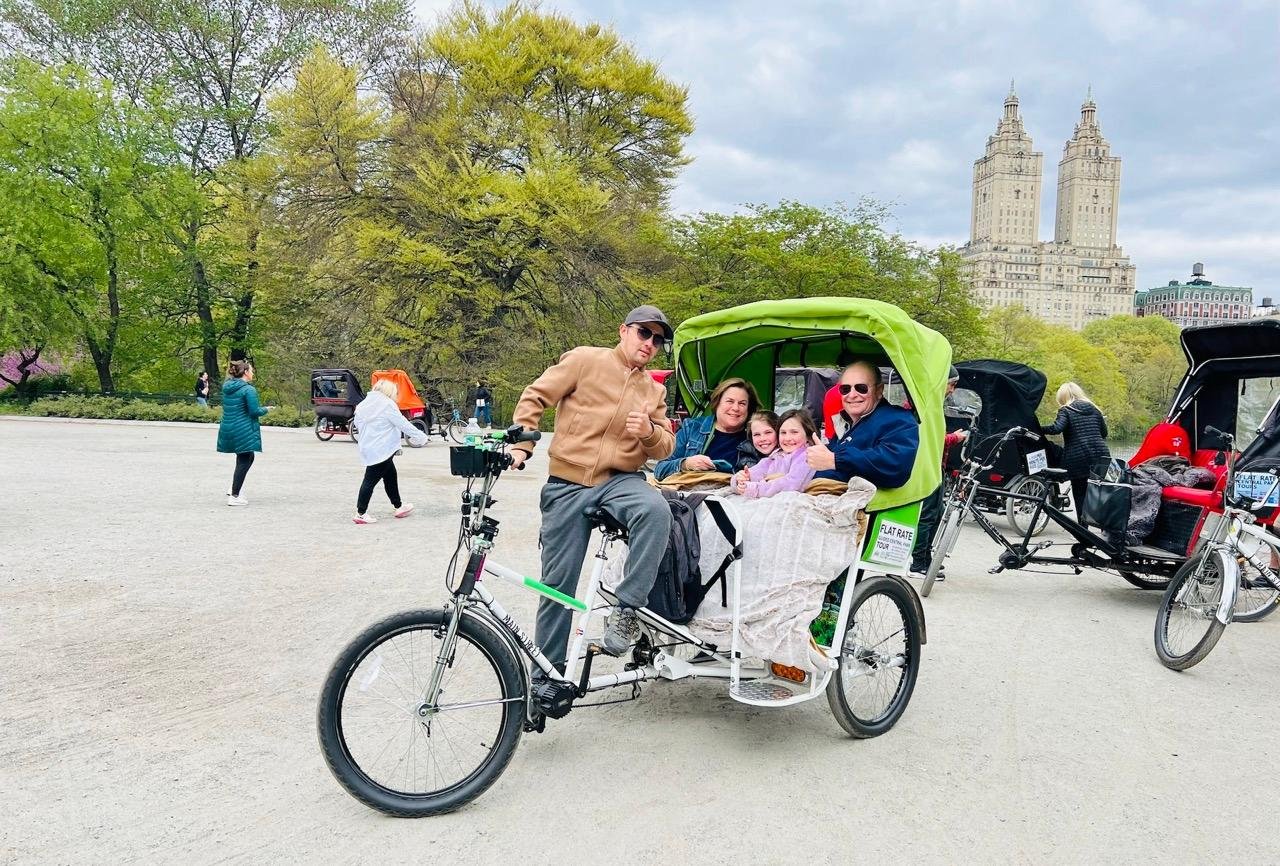 Central Park Private Pedicab Tour with Photographer