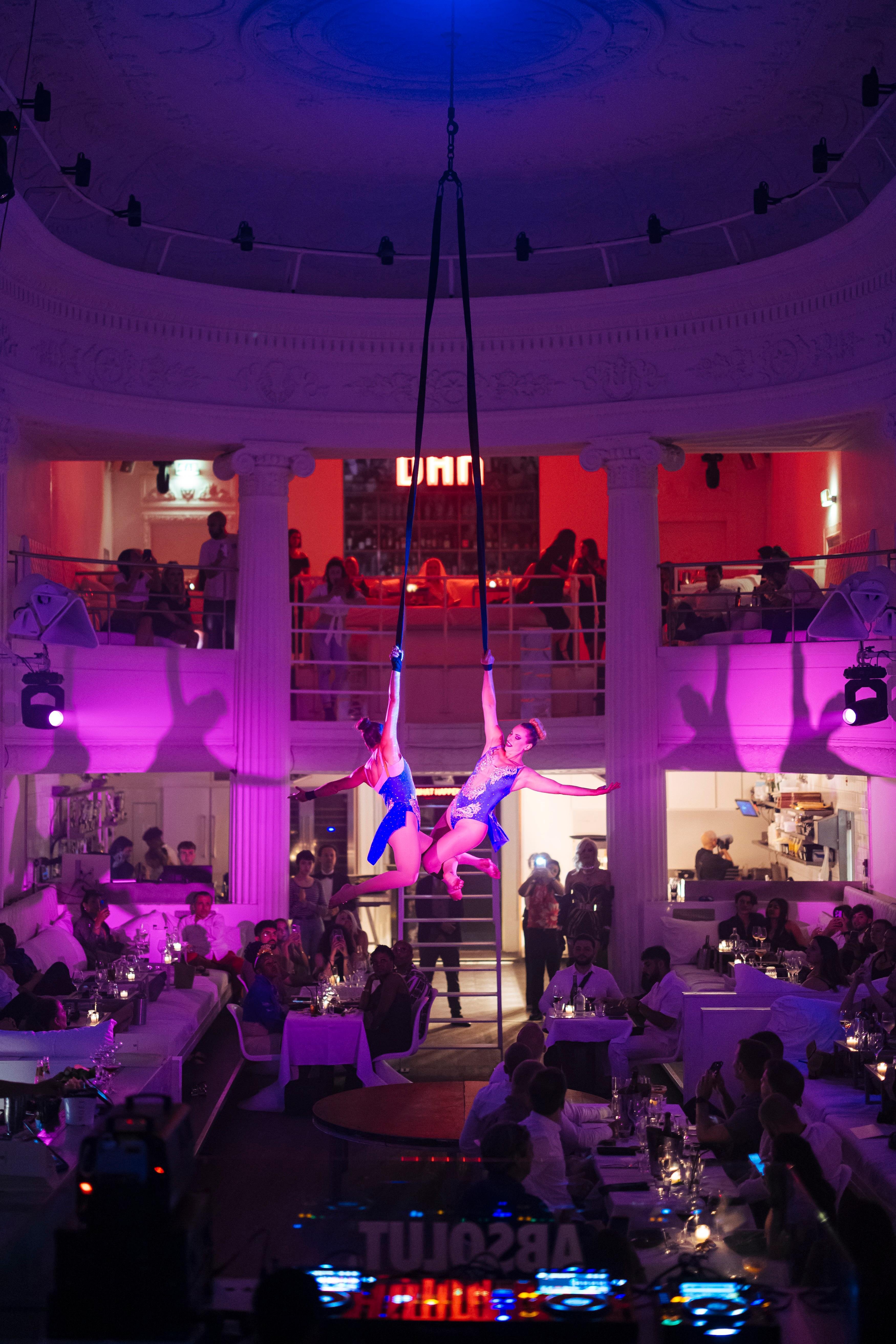 Supper Restaurant Dinner Show