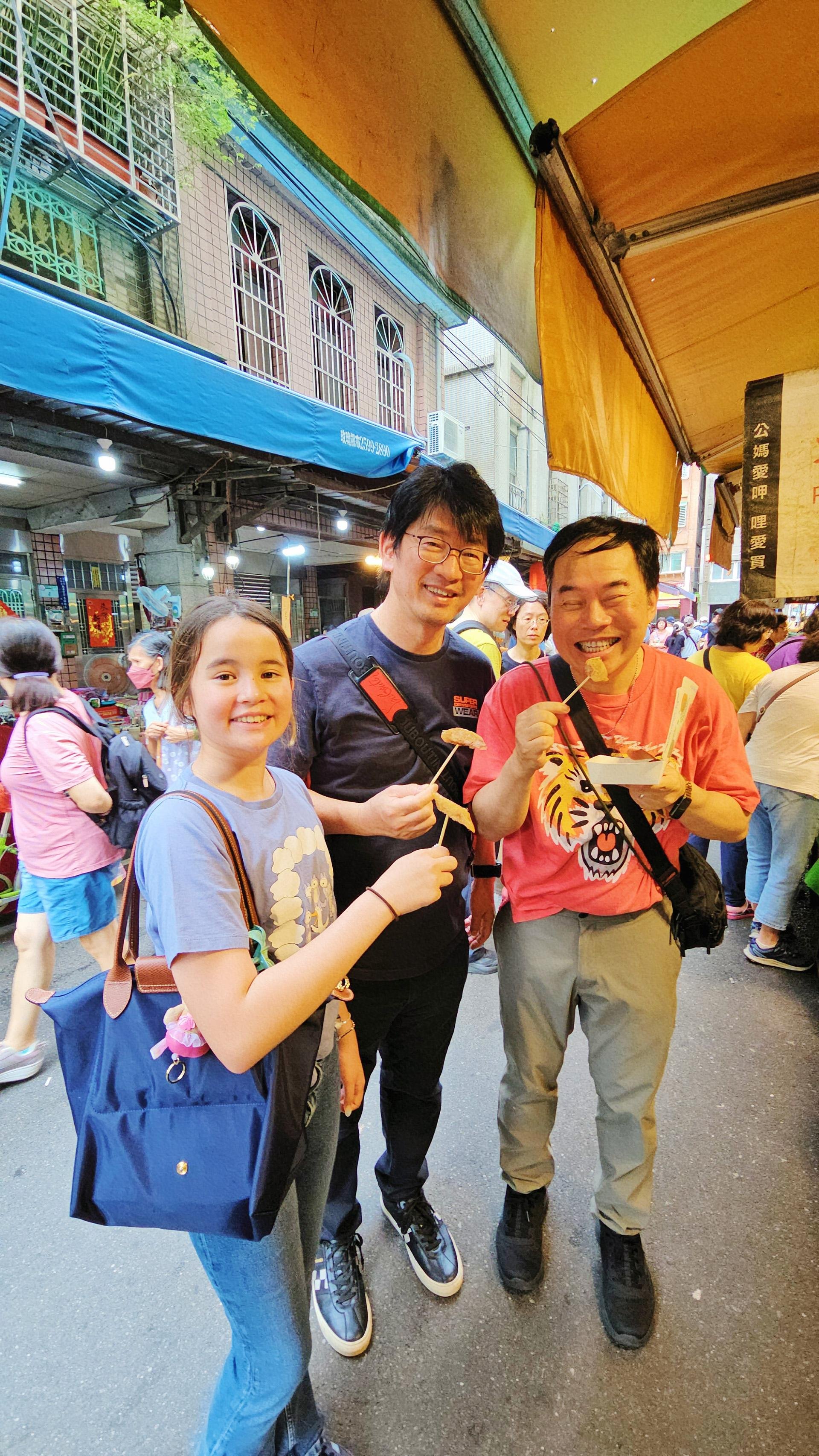 Taipei Dadaocheng Cooking Class & Market Adventure