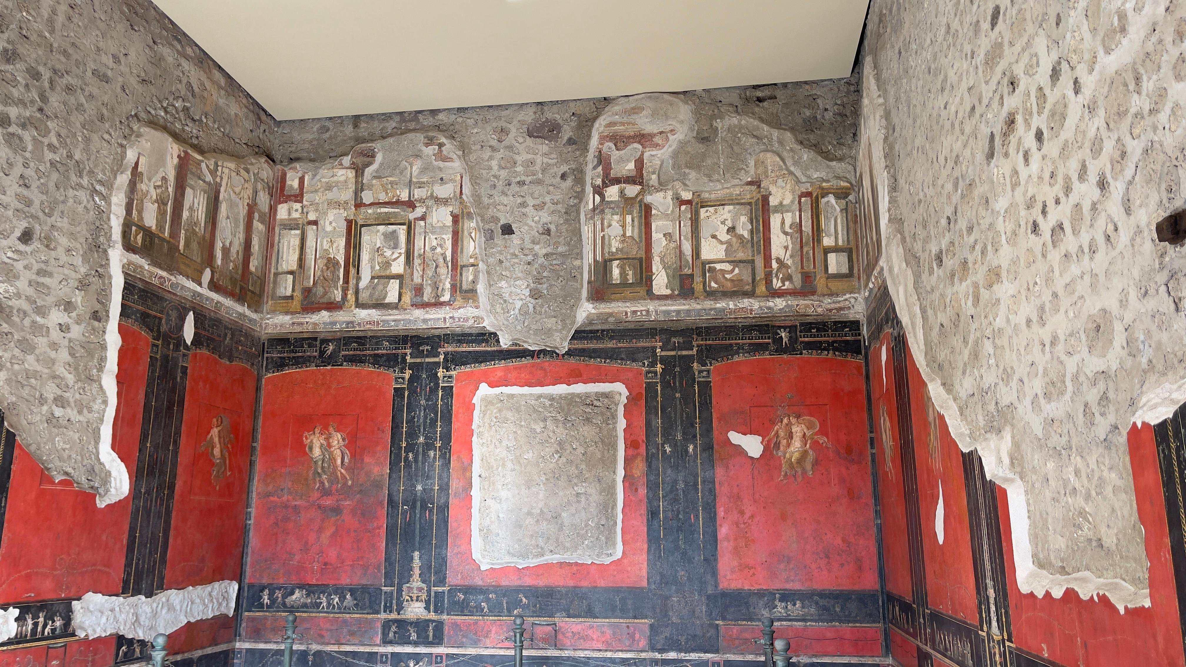 Pompeii Guided Walking Tour with Priority Access