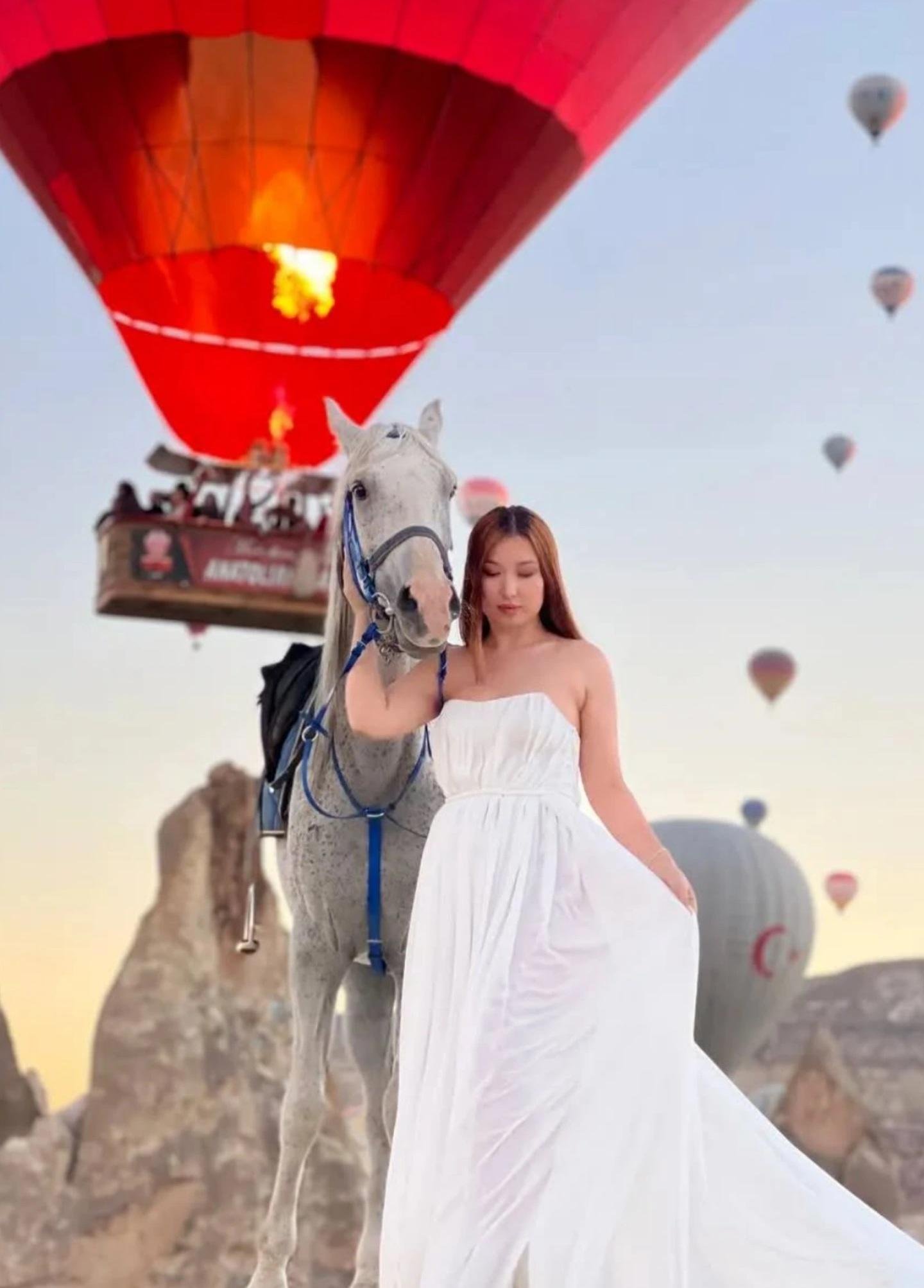 Cappadocia Sunrise or Sunset Valley Horseback Riding Tour