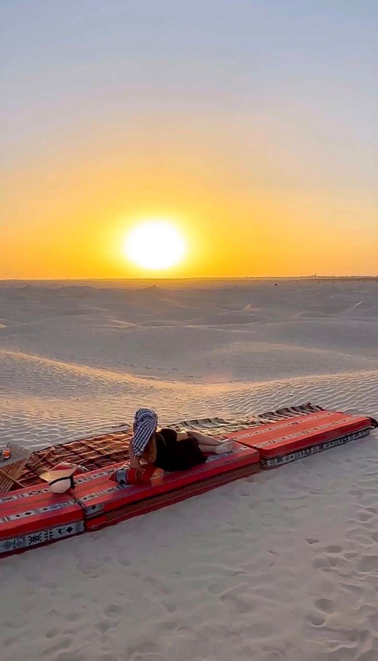 2-Day Tunisian Desert Adventure with Bedouin Camp