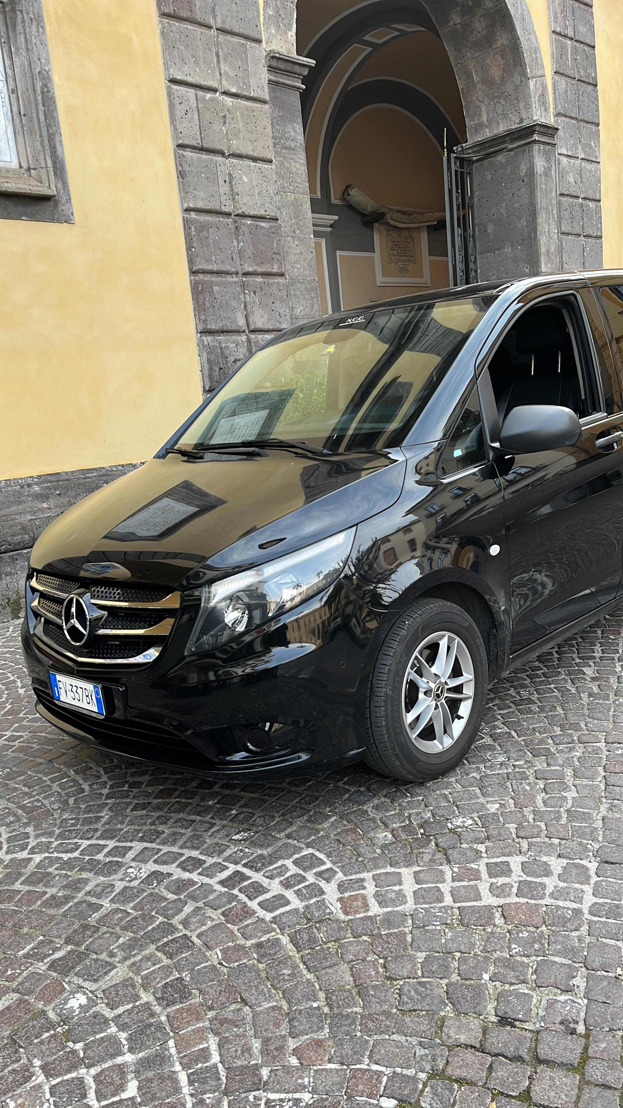 Naples to Positano Private Chauffeur Transfer