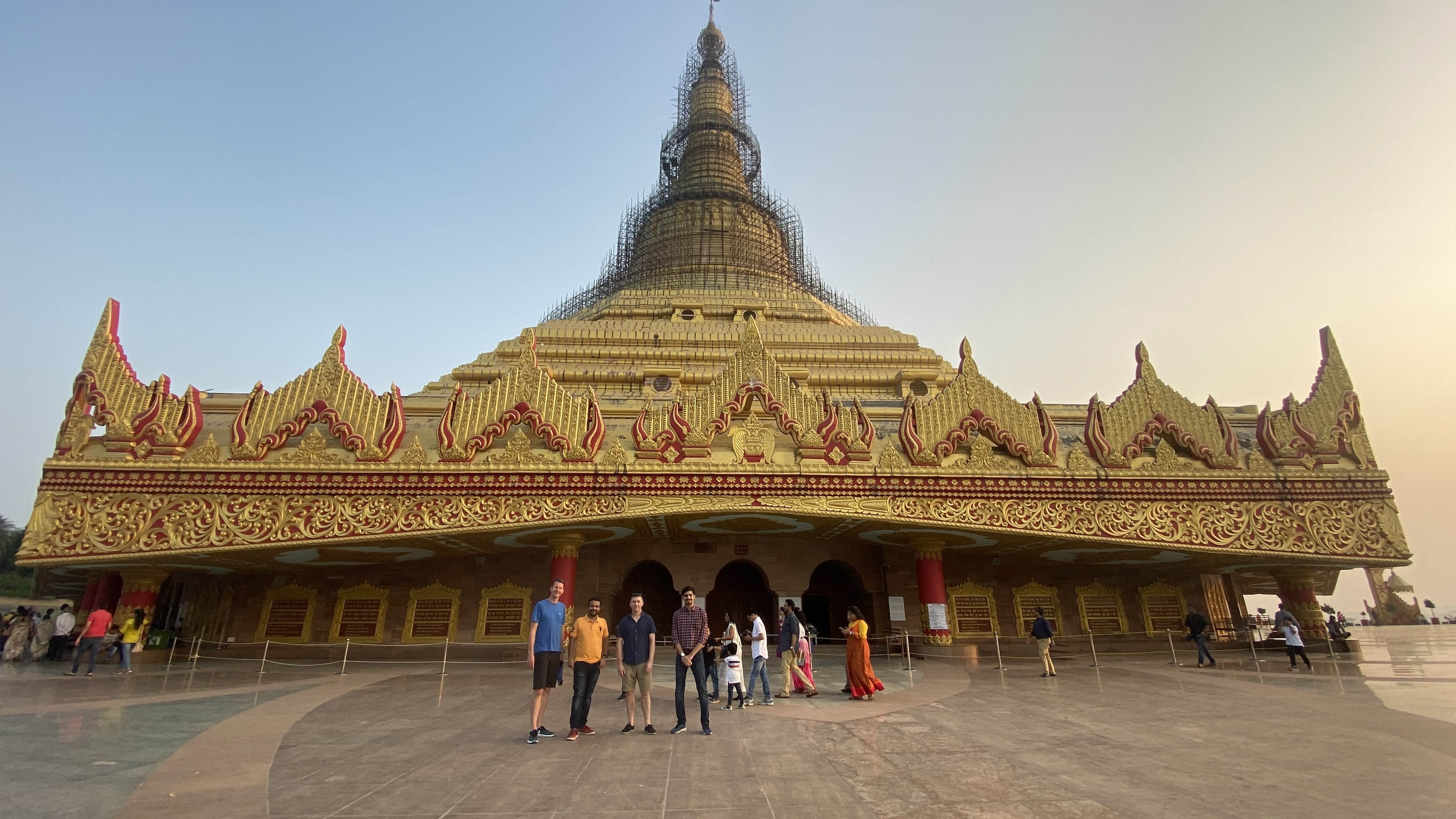 Mumbai Private Discovery: Kanheri Caves & Golden Pagoda