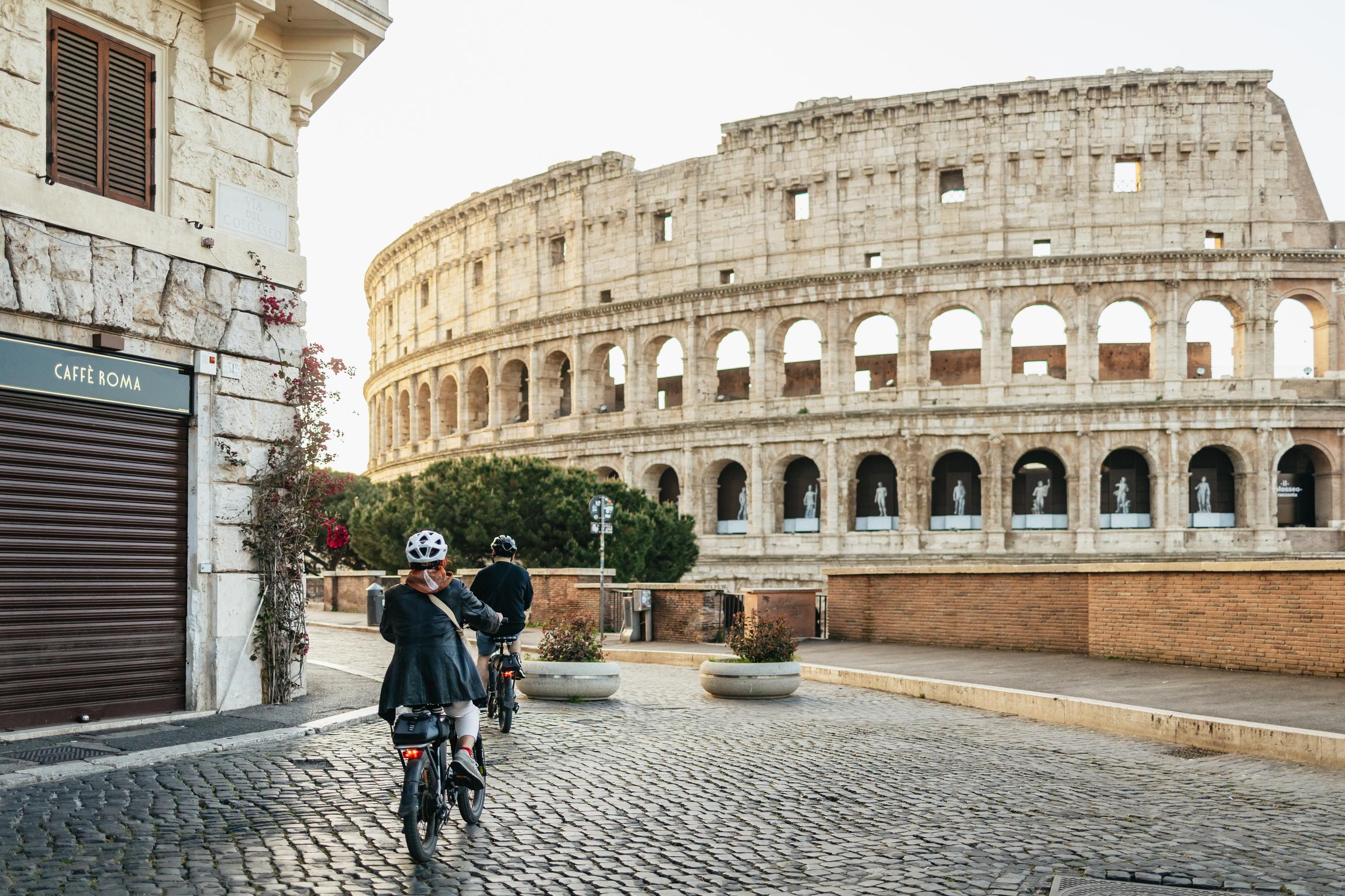 Sunrise in Rome: Small Group E-Bike Tour & Italian breakfast - 2026 (Verified Reviews)