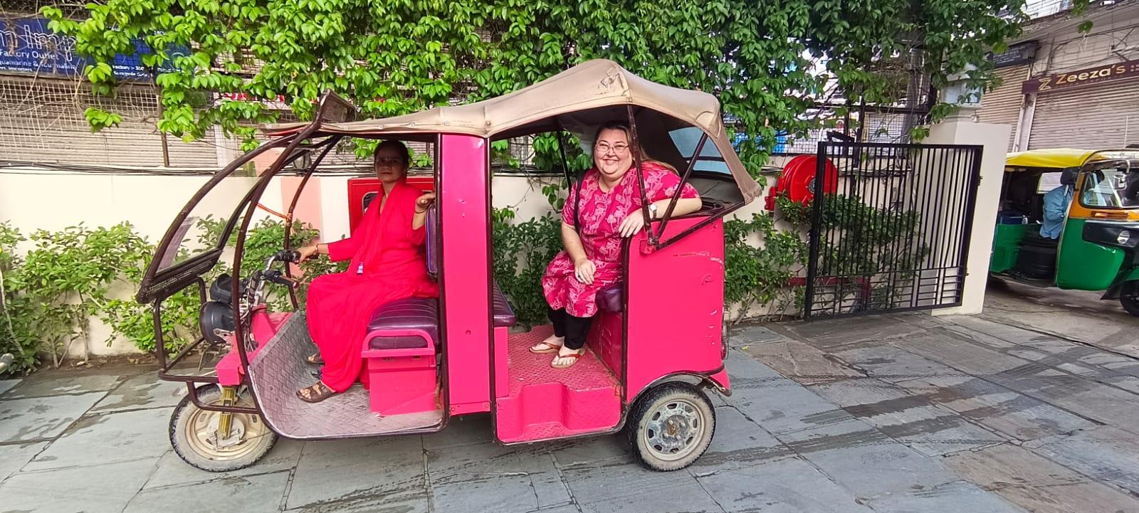 Jaipur Private City Tour by Women-Driven E-Rickshaw