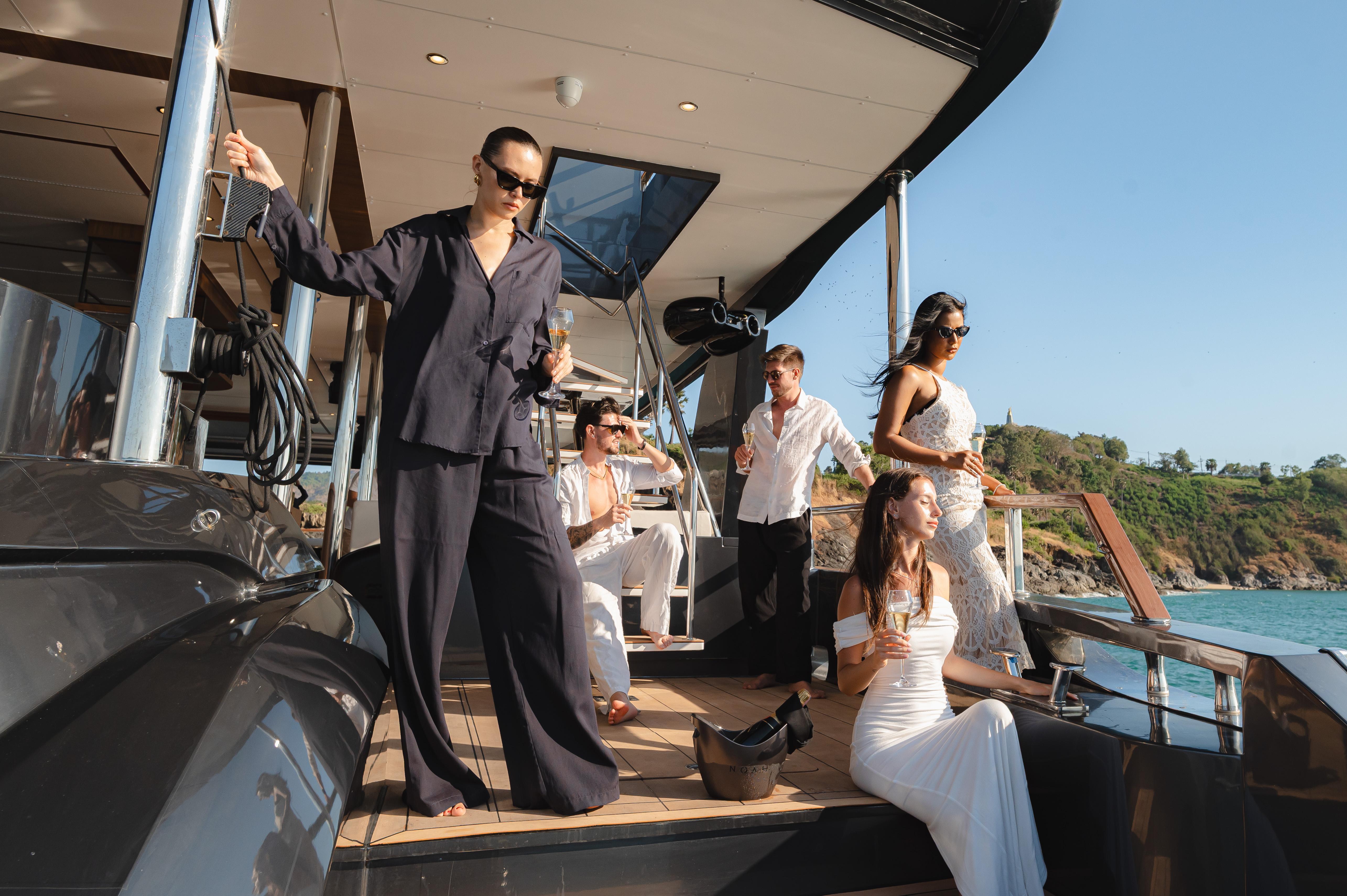 Phuket: Phi Phi & Maiton Island Luxury Catamaran DJ Party