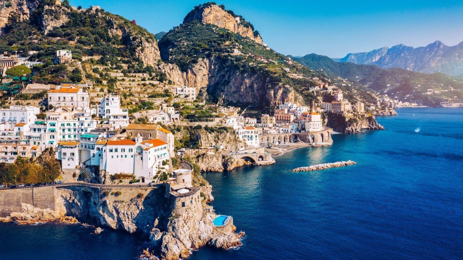 Private Full-Day Amalfi Coast Boat Tour from Positano or Praiano