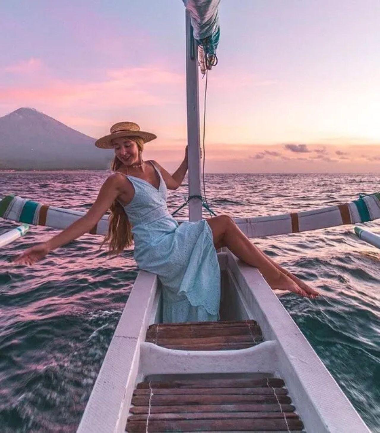 North Bali Dolphin Encounter & Coral Reef Snorkel