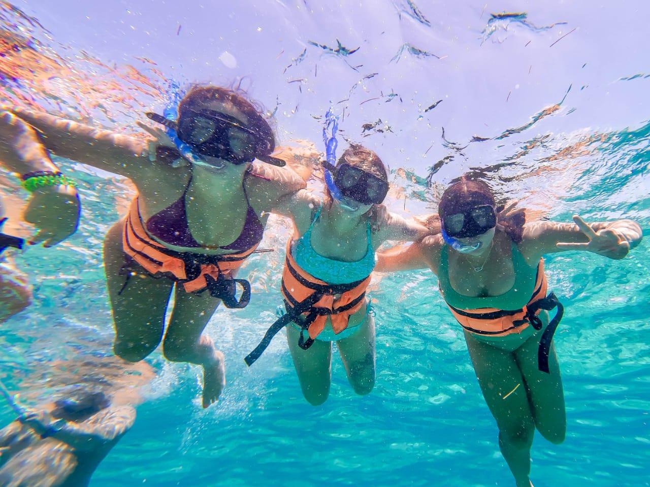 Isla Mujeres Catamaran Day Trip with Open Bar & Beach Club