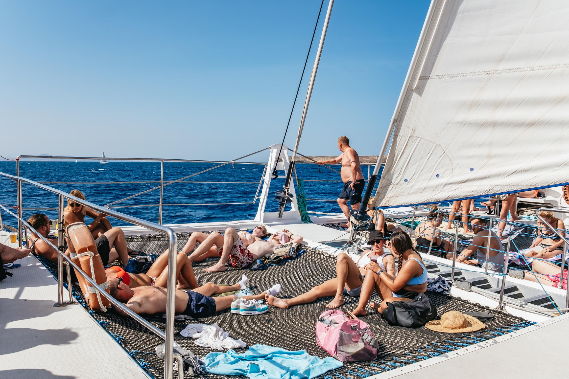 Papagayo Coast Catamaran Cruise with Lunch & Open Bar