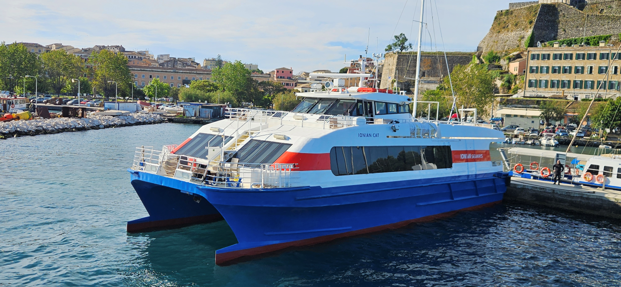 Paxos & Antipaxos Blue Caves Cruise from Corfu