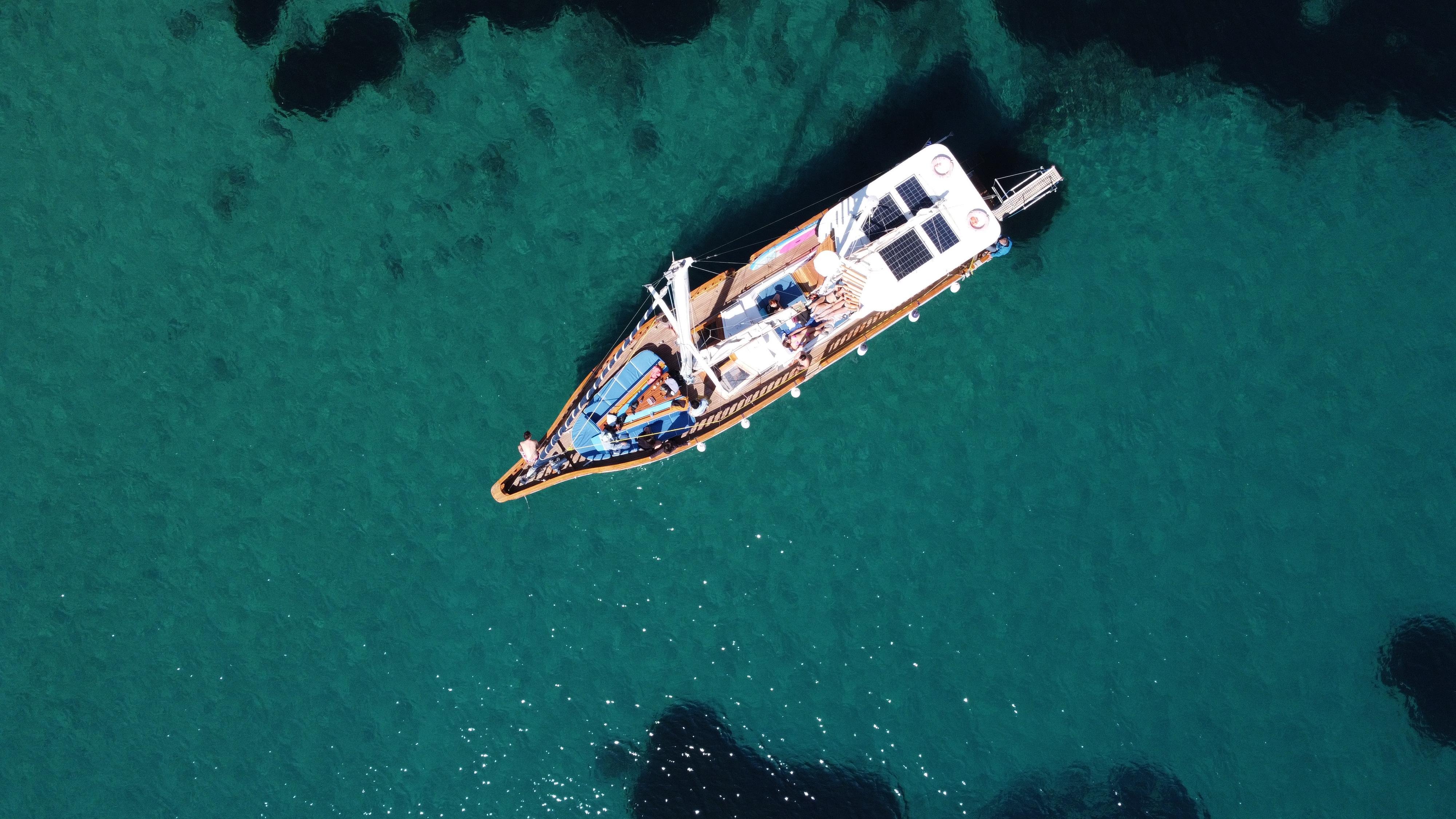 Skiathos Semi-Private Sailing Cruise with Lunch