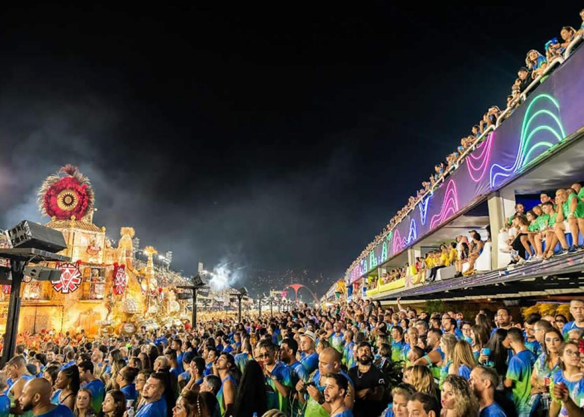 Rio de Janeiro Carnival 2027: VIP Sambadrome Suite Experience