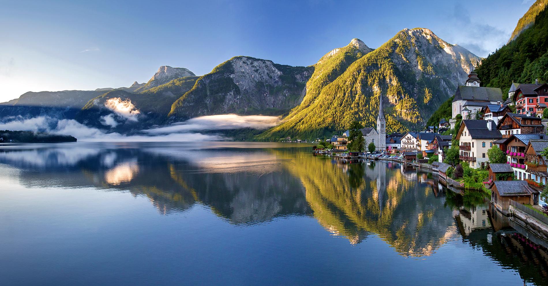 Salzburg: Hallstatt & Sound of Music Full-Day Tour