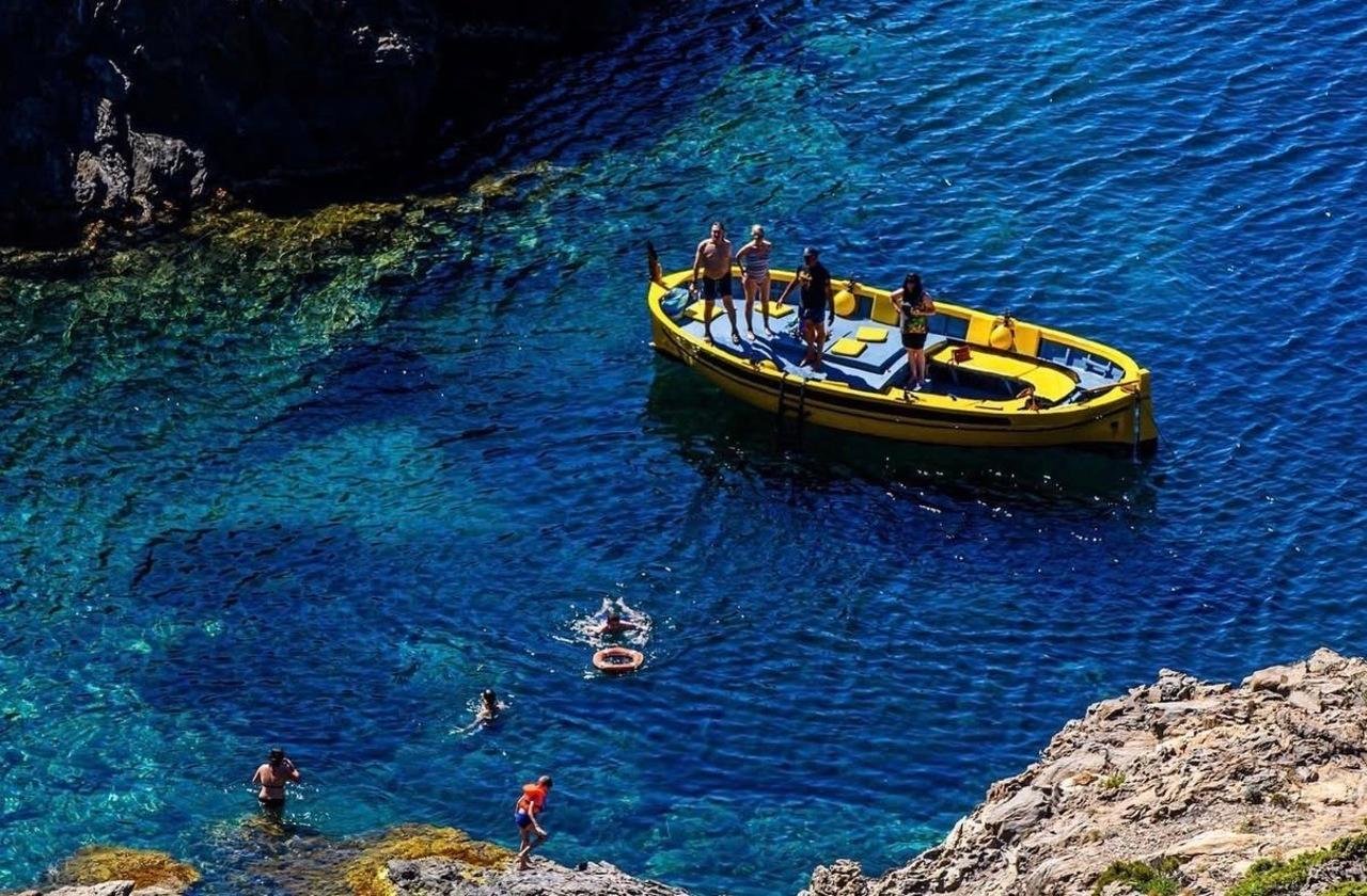 Dalí's Historic Boat Tour from Cadaqués