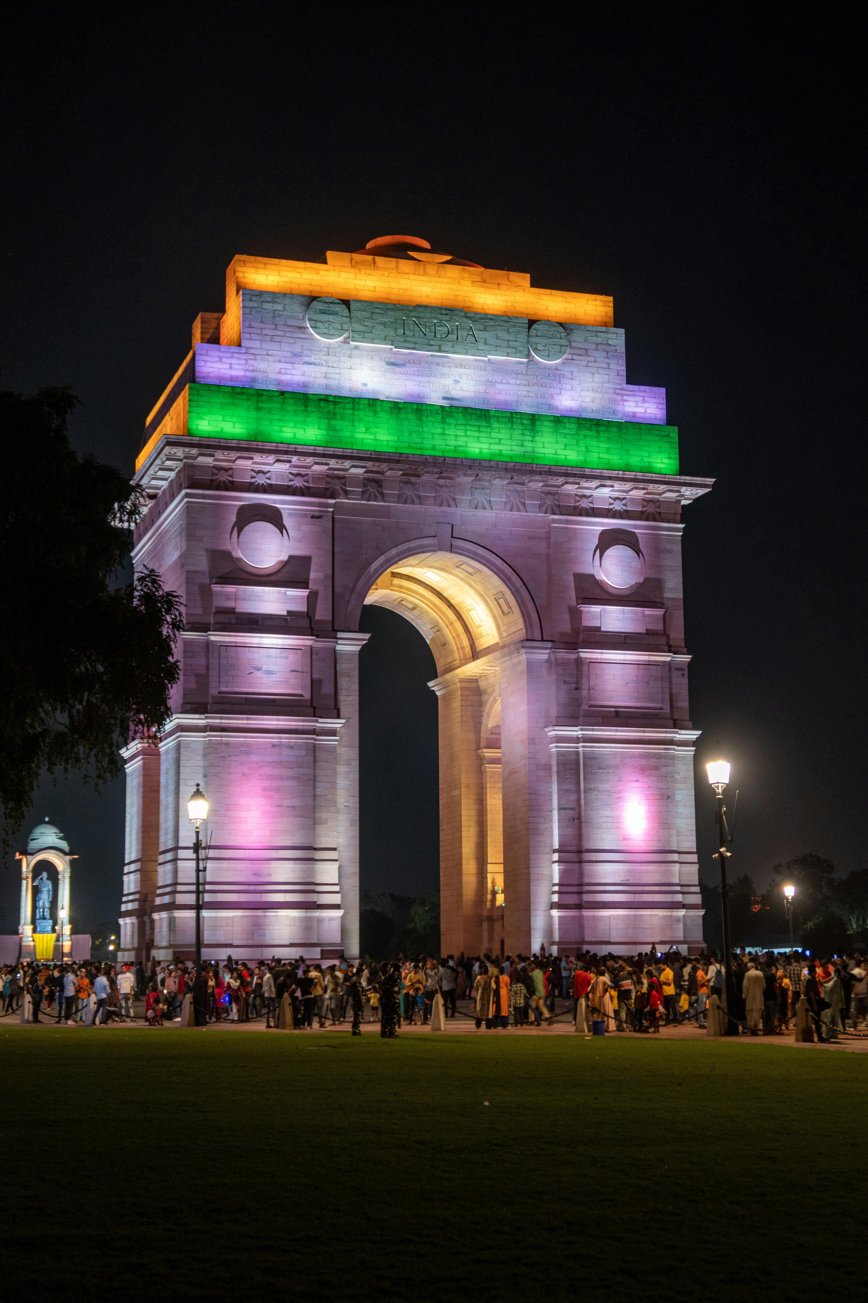 Delhi After Dark: Private Evening Sightseeing by Car