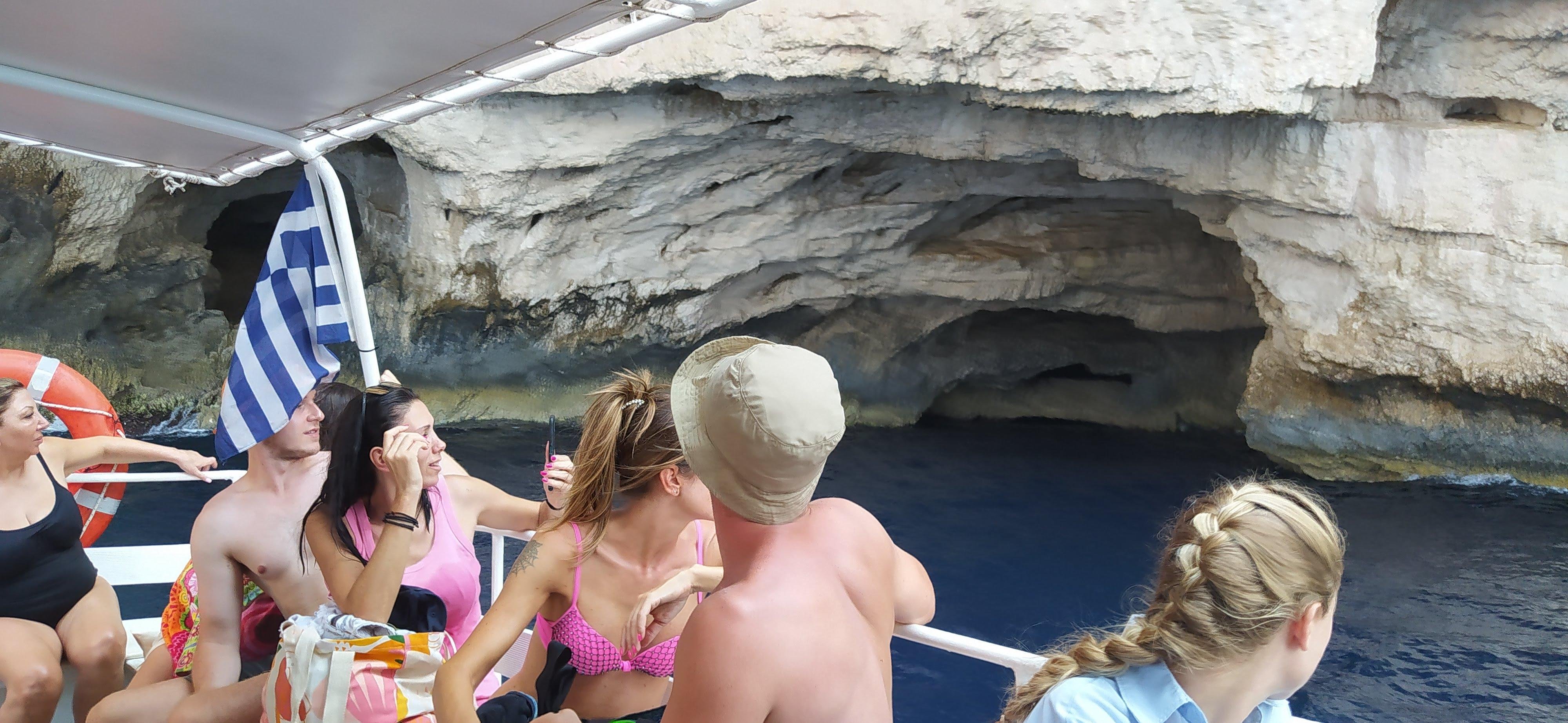 Zakynthos: Ultimate Shipwreck Beach & Blue Caves Day Expedition