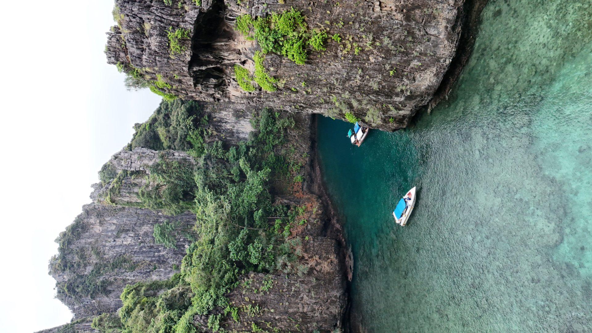 Krabi: Semi-Private Speedboat Tour to James Bond & Hong Islands