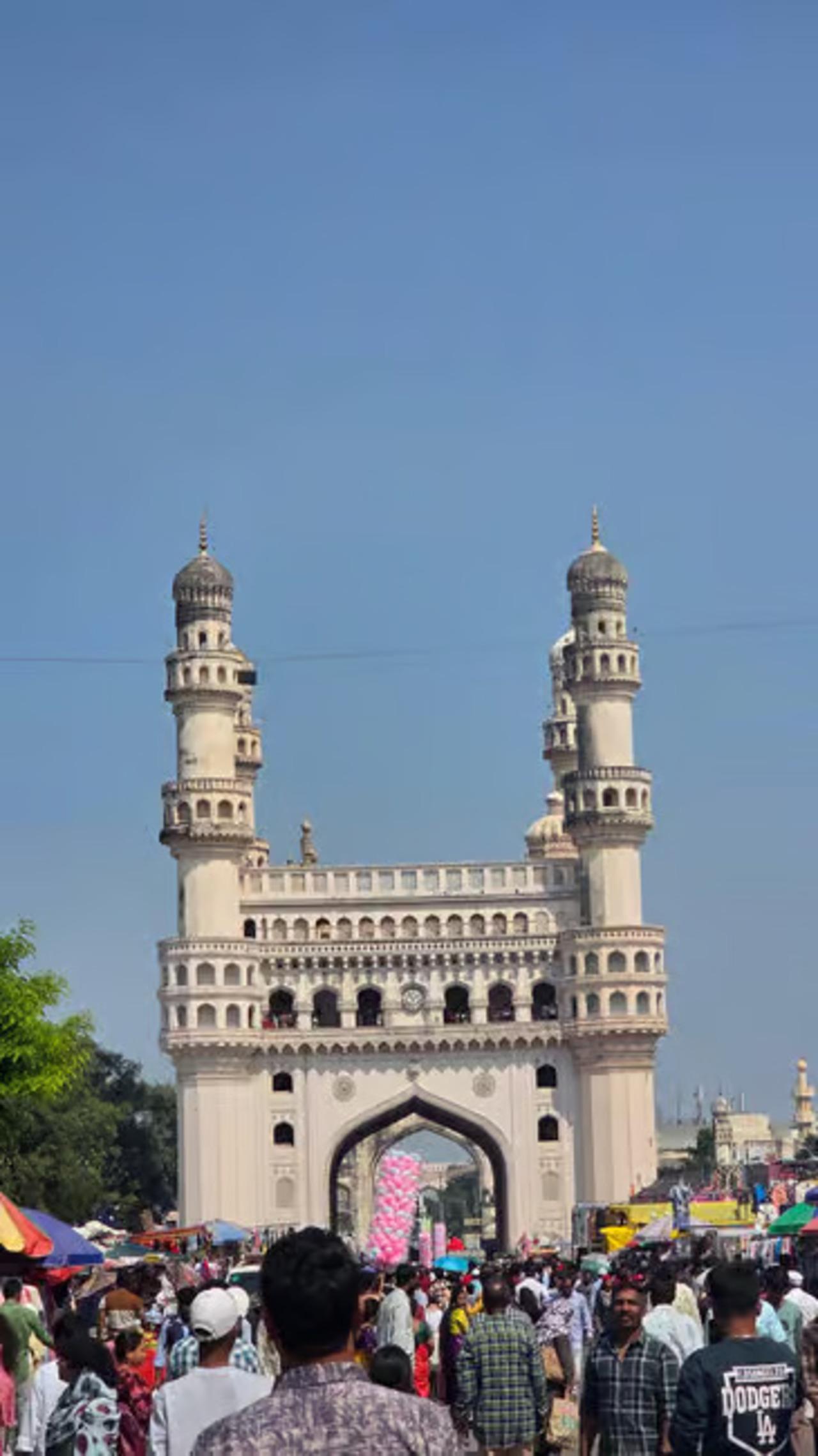 Comprehensive Hyderabad Heritage: Full & Half-Day Private Tour
