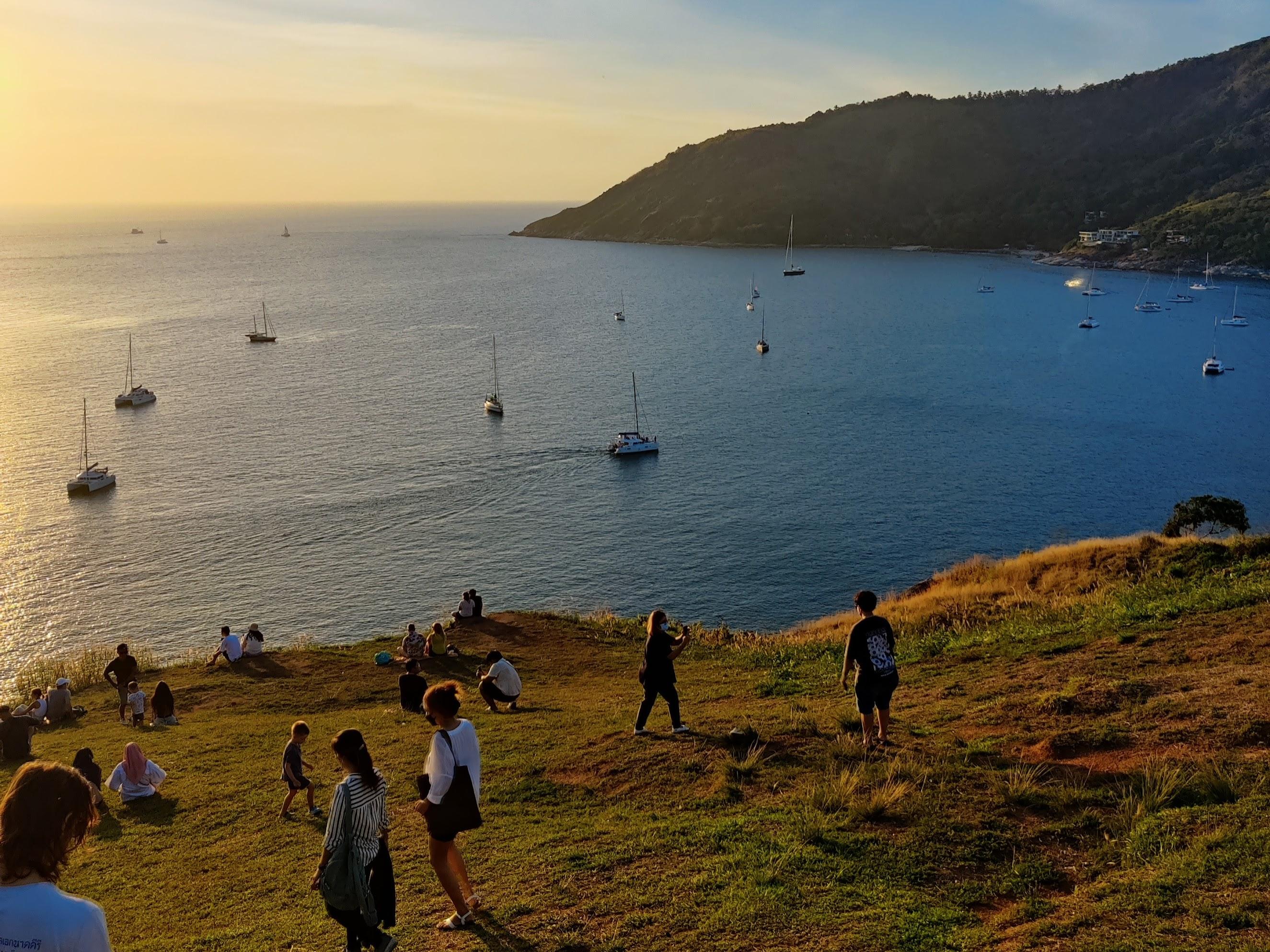 Phuket Scenic Highlights, Temple & Elephant Sanctuary Tour