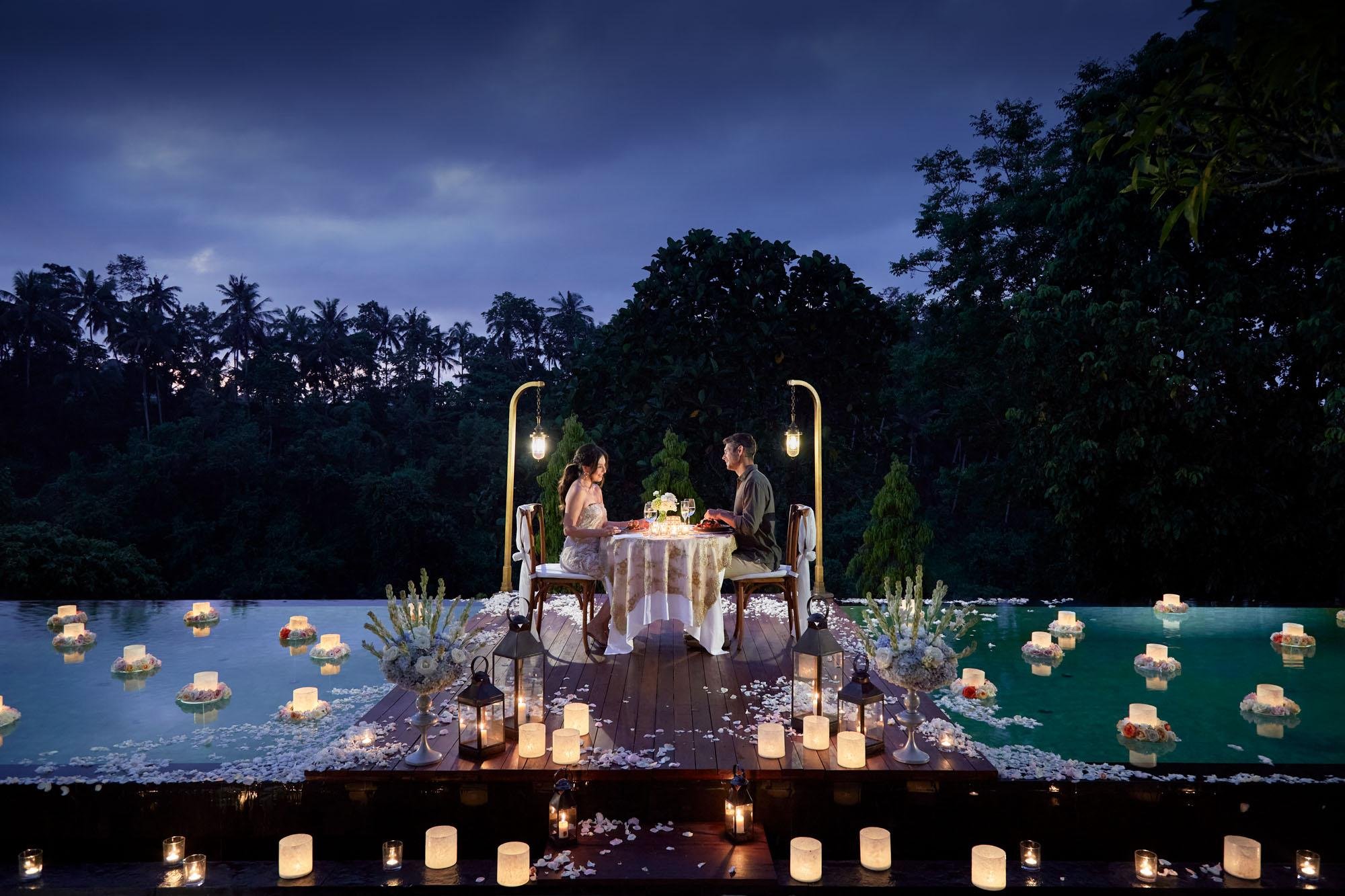 Candlelit Floating Dinner in Ubud