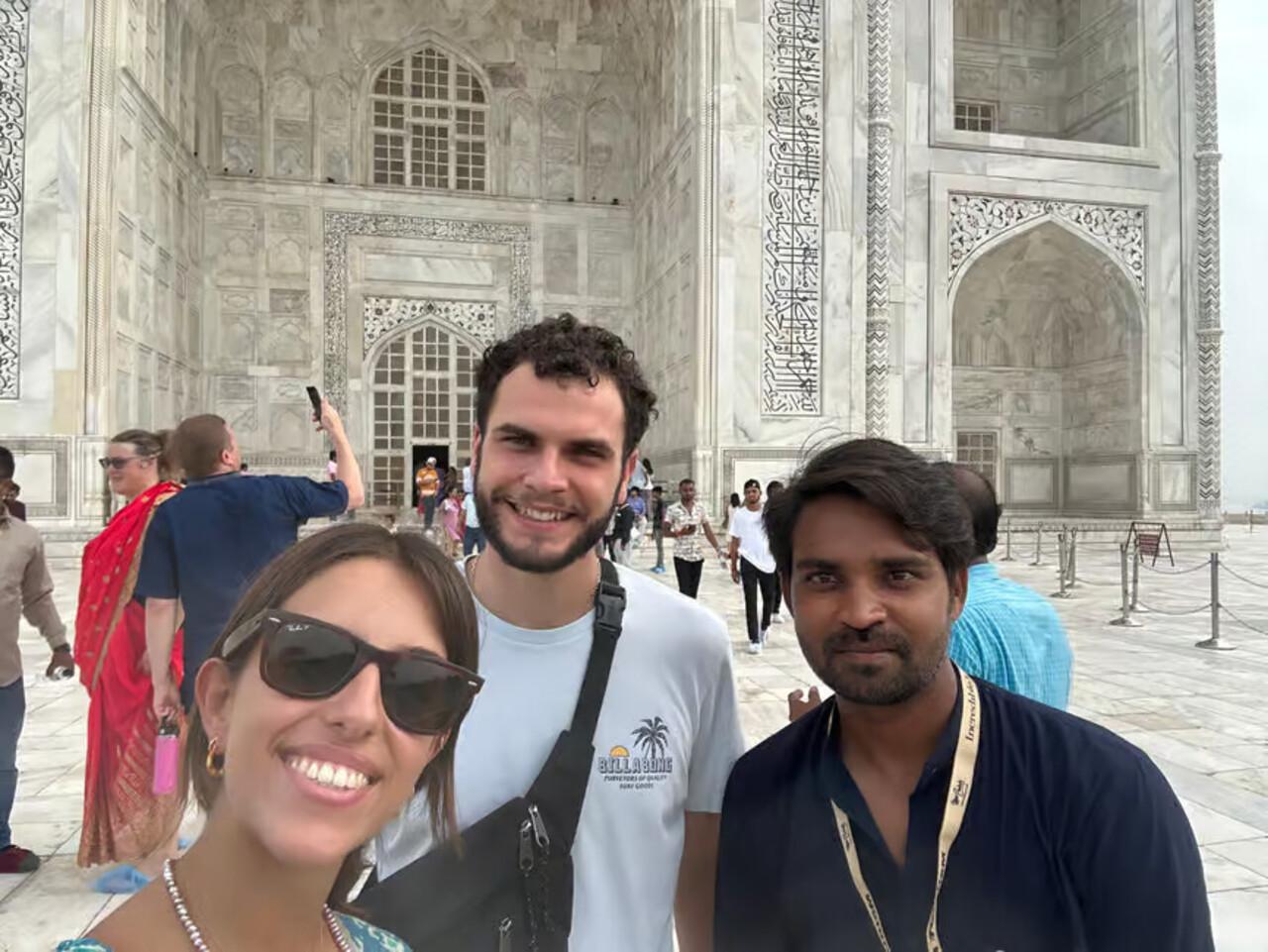 Delhi to Taj Mahal Sunrise Photography Tour with Licensed Guide