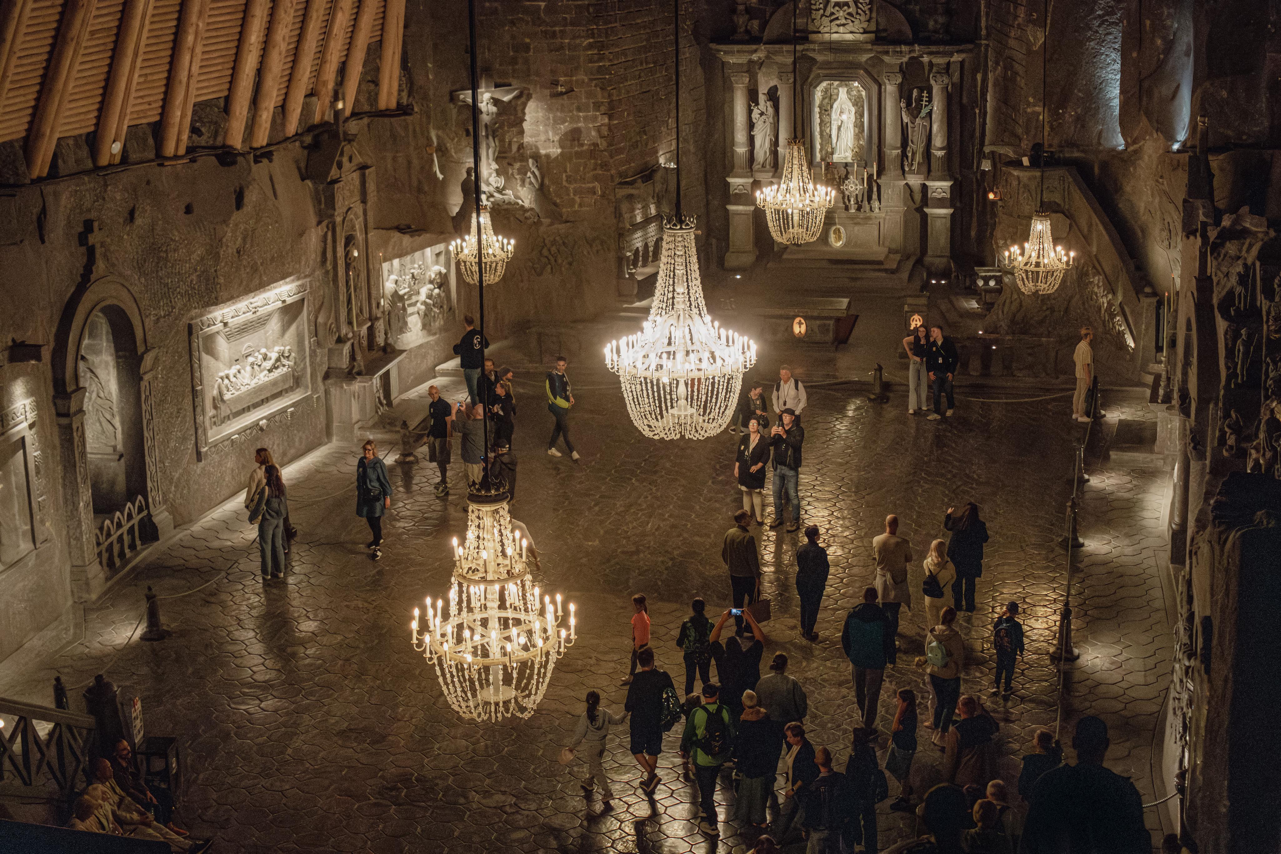 From Kraków: Wieliczka Salt Mine Tour & Fast-Track Ticket - 2026 (Verified Reviews)