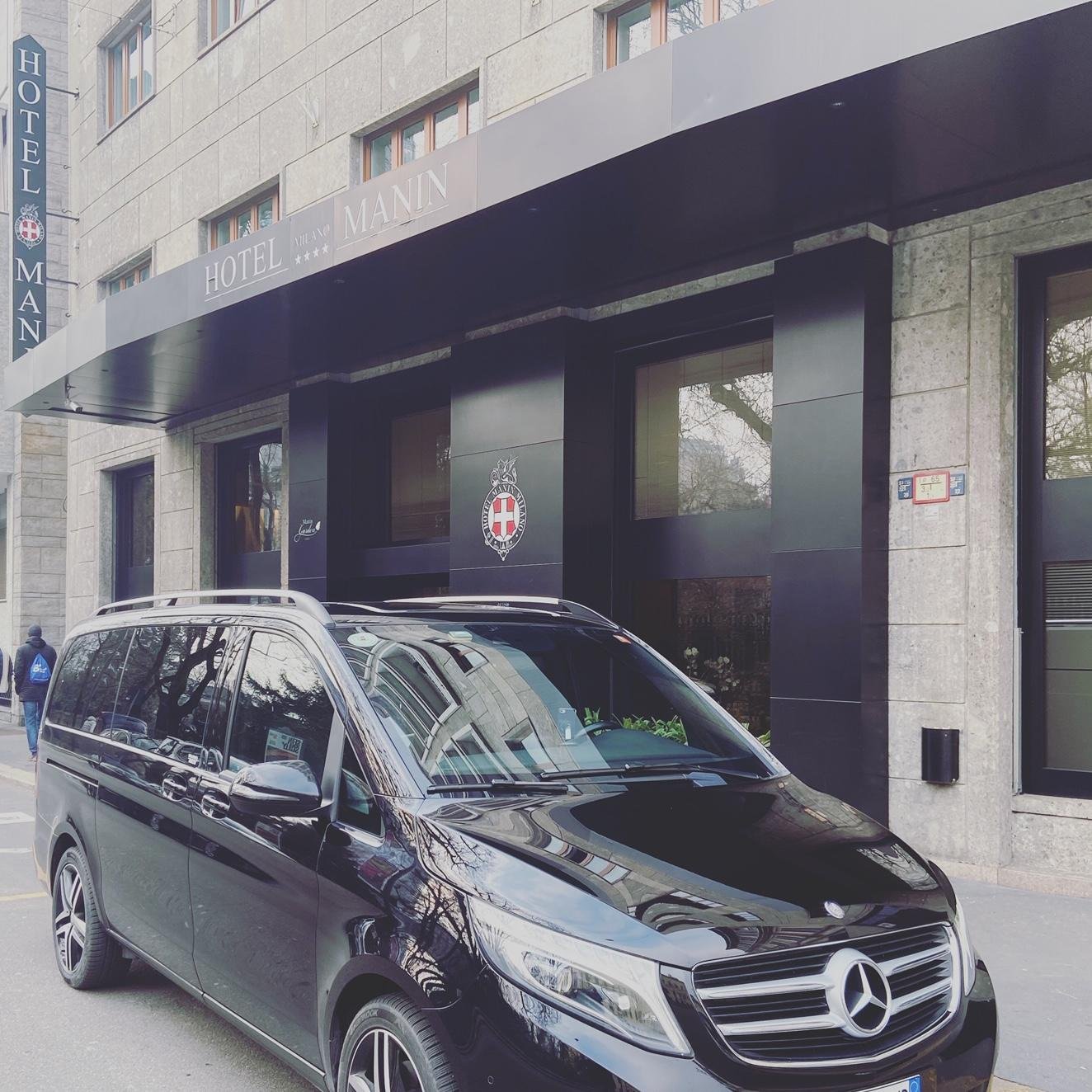 Milan ↔ Serravalle Outlet Private Transfer