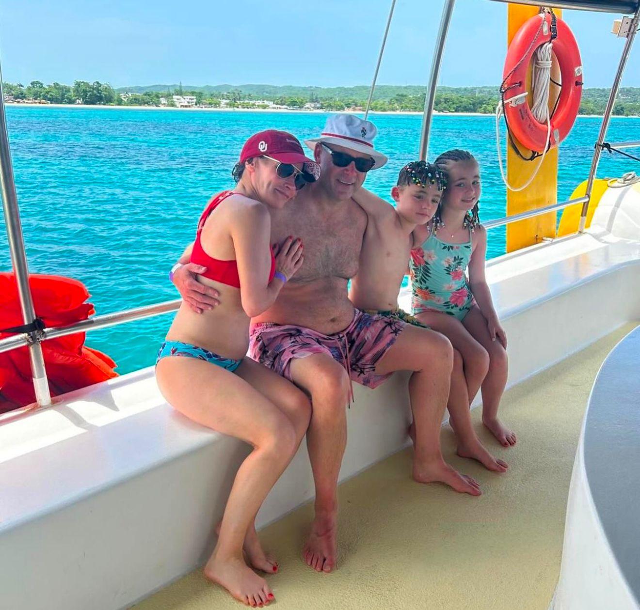 Negril Sunset Catamaran Party Cruise to Rick's Cafe
