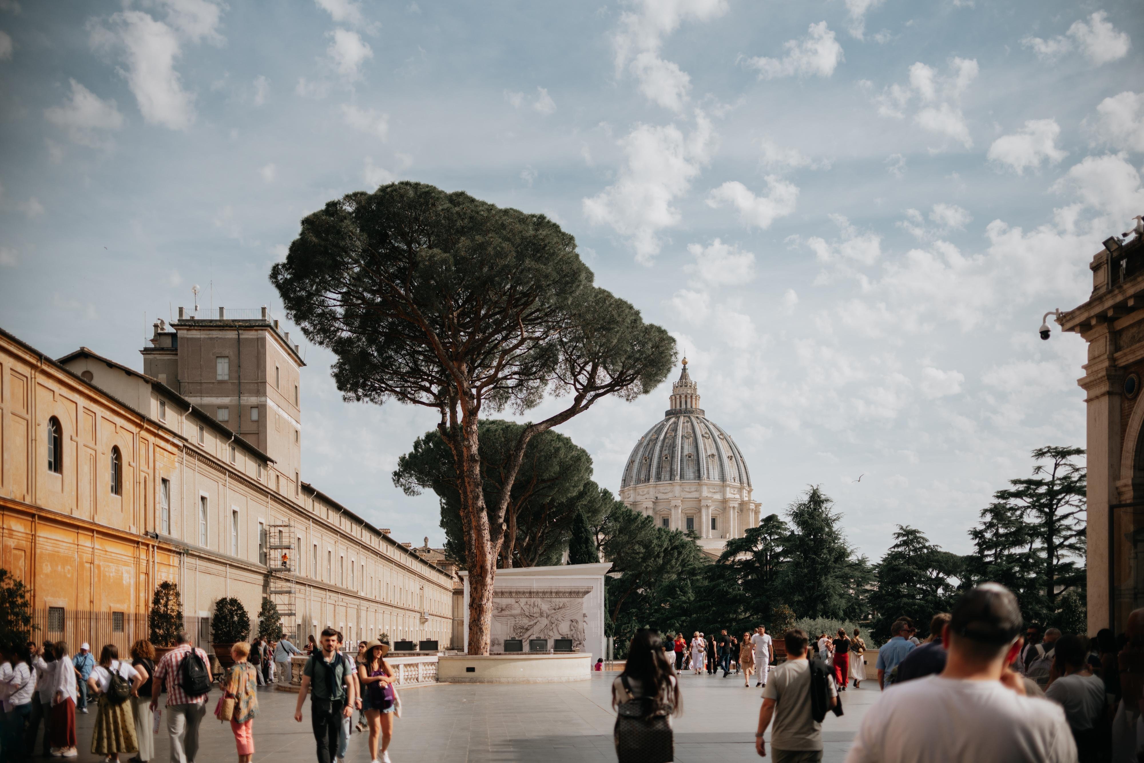 Ultimate Rome in a Day: Colosseum, Vatican & Historic Center