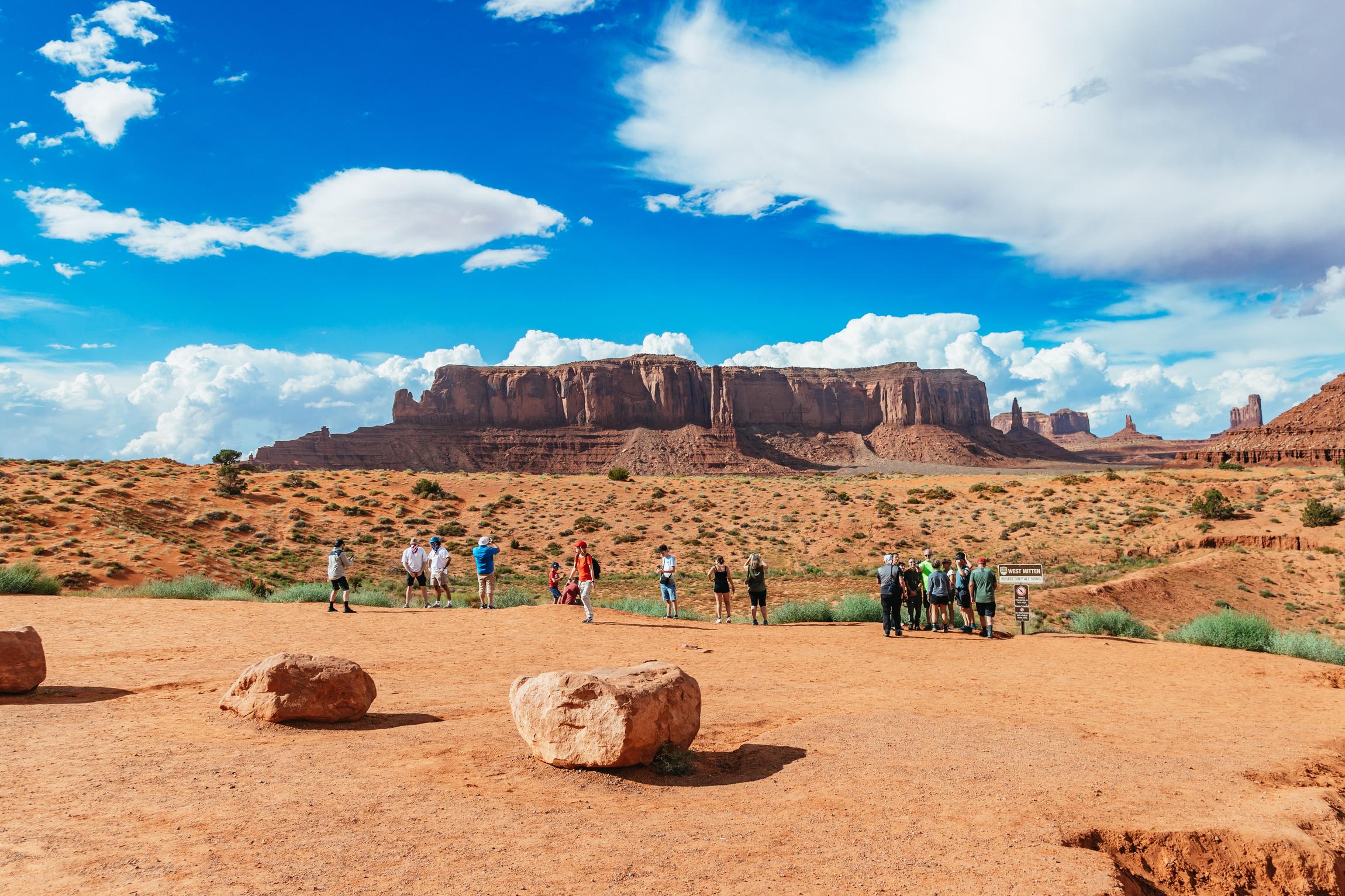 Navajo-Led Monument Valley Sunset Expedition