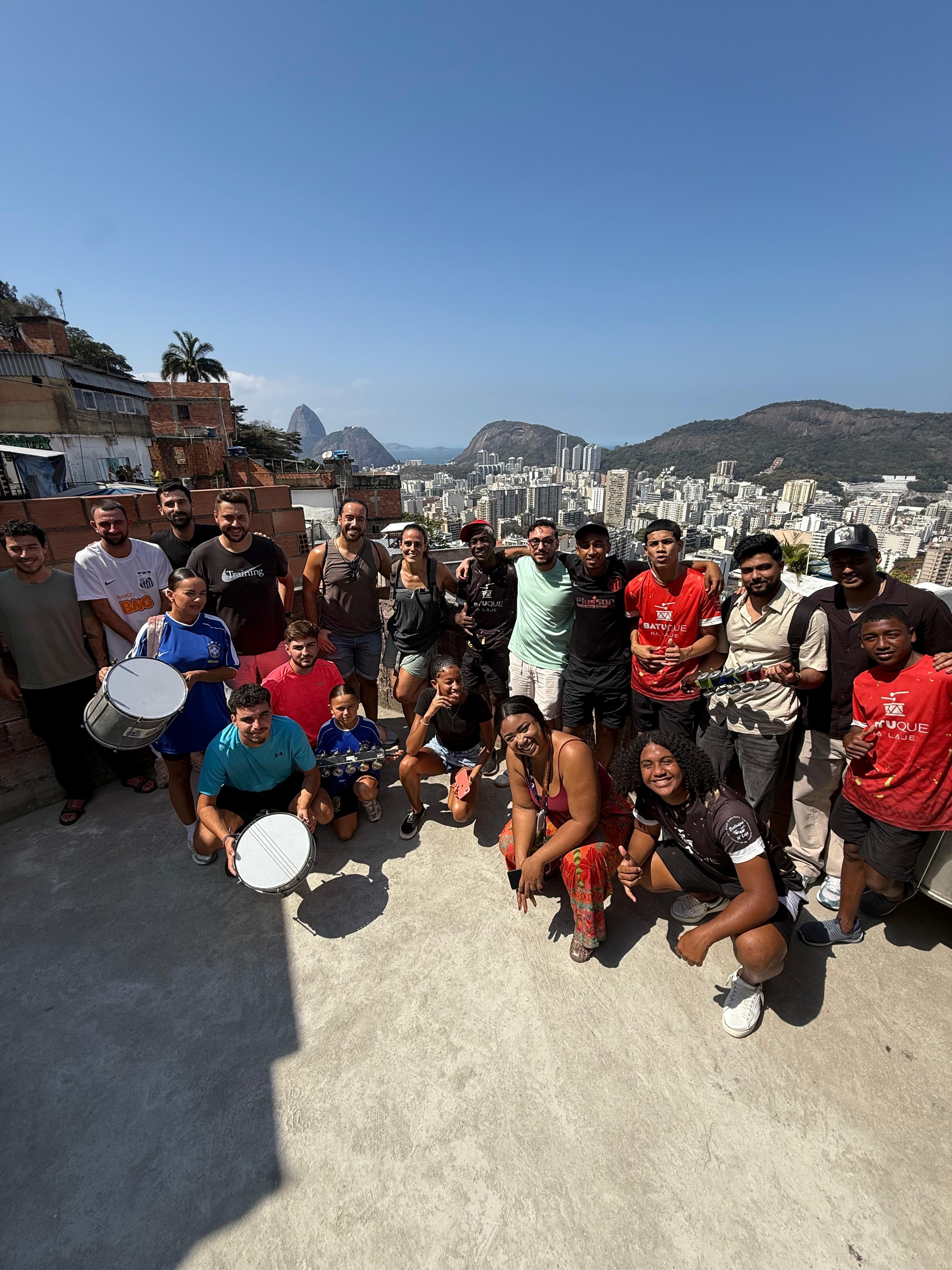 Rio de Janeiro: Santa Marta Favela Guided Walking Tour
