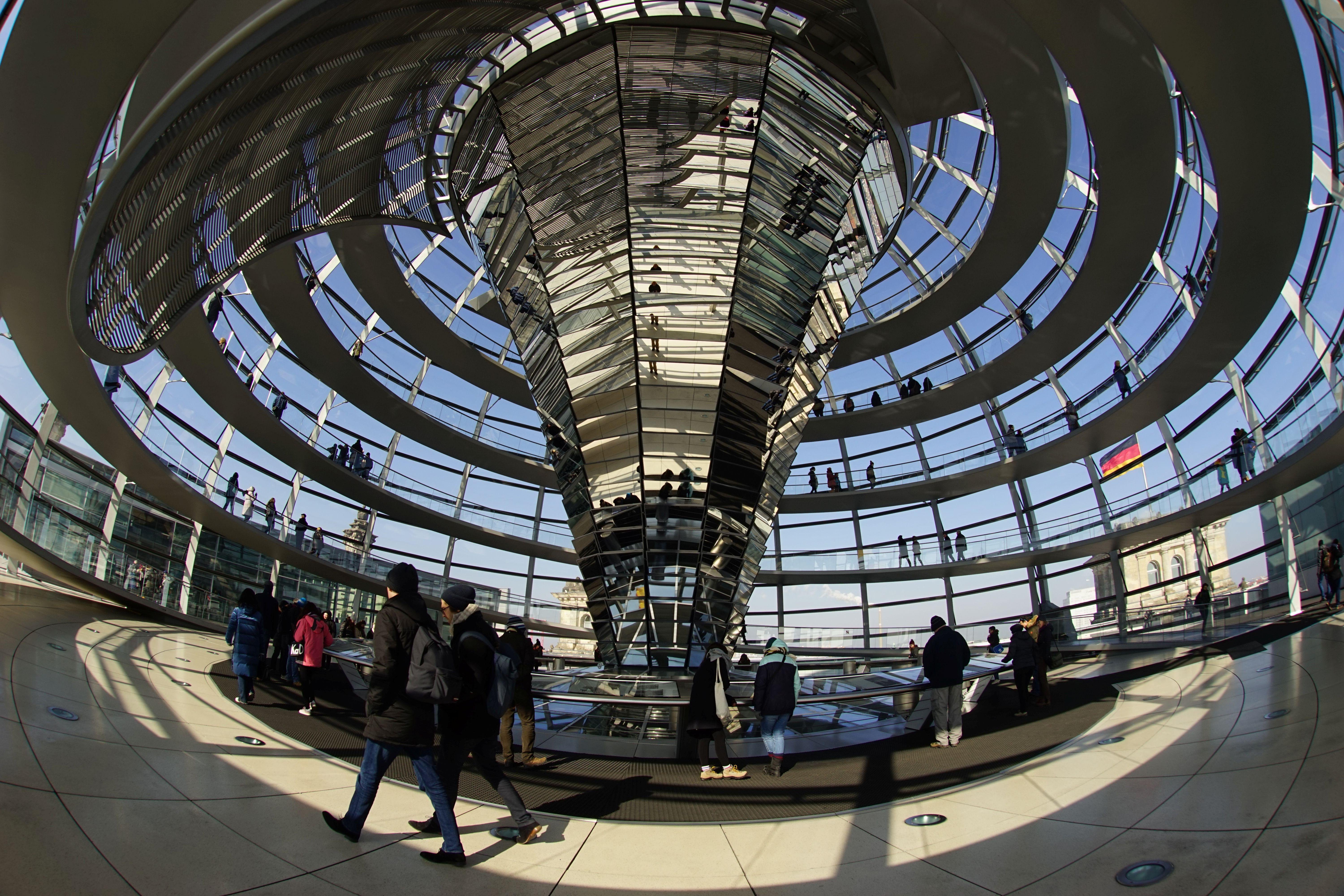 Berlin Government Quarter & Reichstag Tour with Dome Access