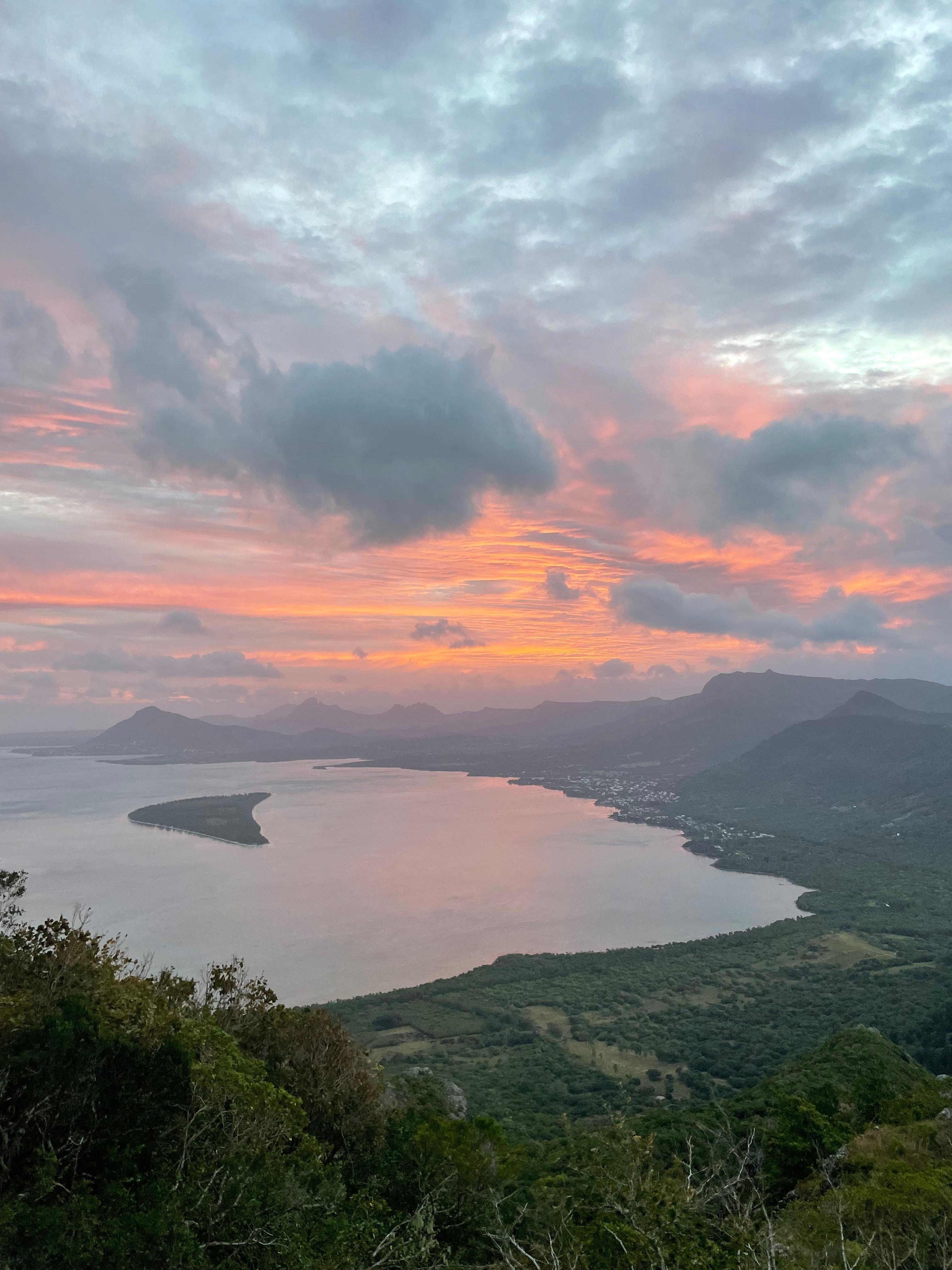 Le Morne Brabant: Private Guided Summit Hike