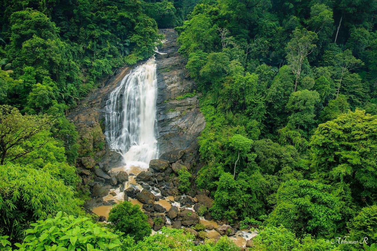 6-Day Kerala Backwaters and Houseboat Private Expedition