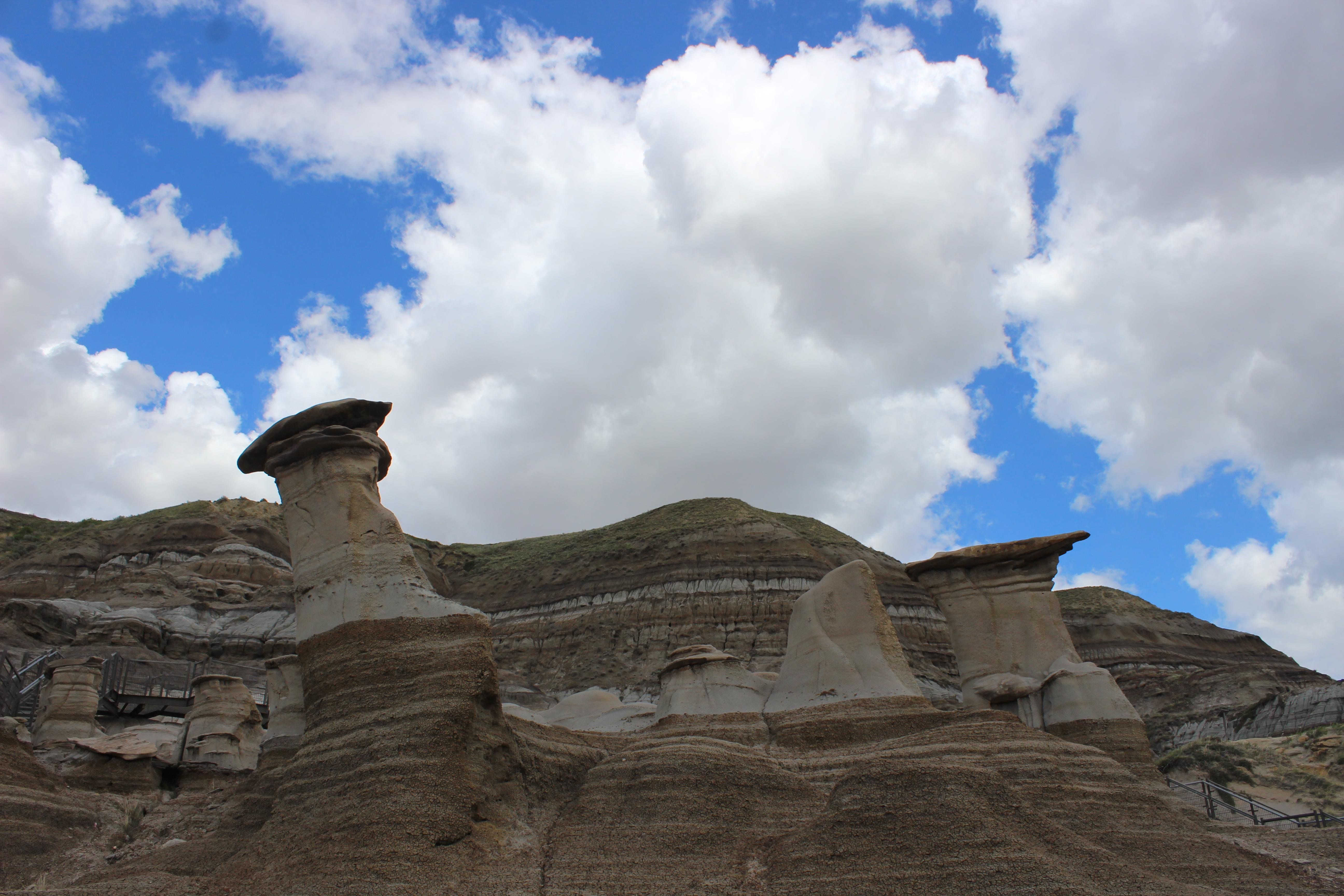 Calgary to Drumheller: Badlands, Dinosaurs & Netflix Filming Sites