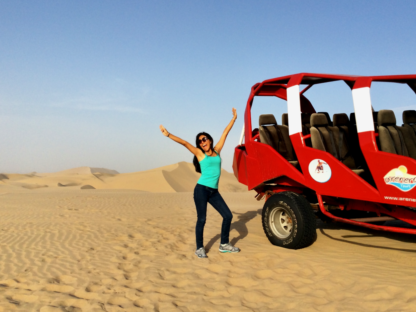 Aventura de día completo en Paracas, Ica y Huacachina desde Lima
