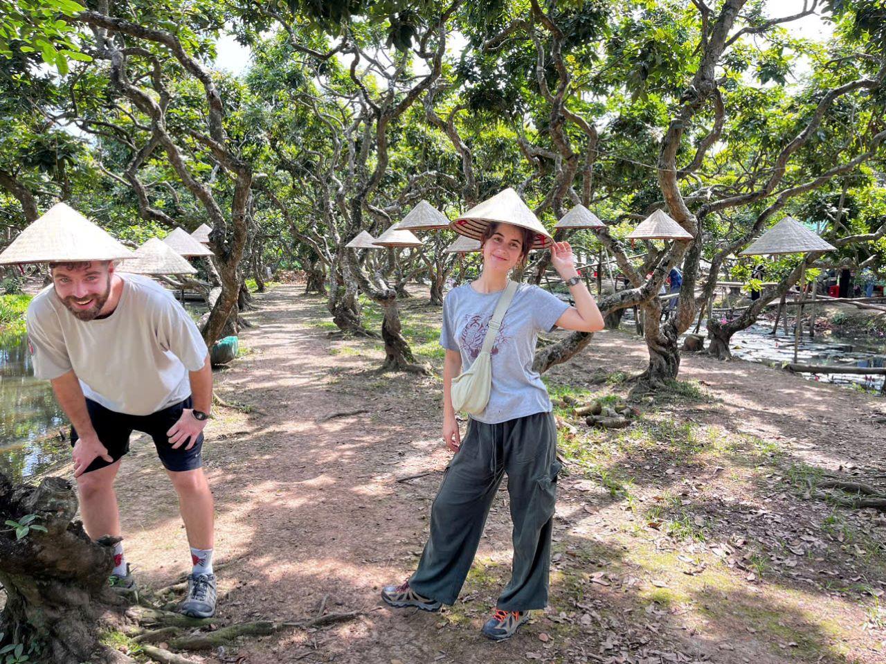 Mekong Delta Day Trip: Cai Rang Floating Market & Cồn Sơn Islet