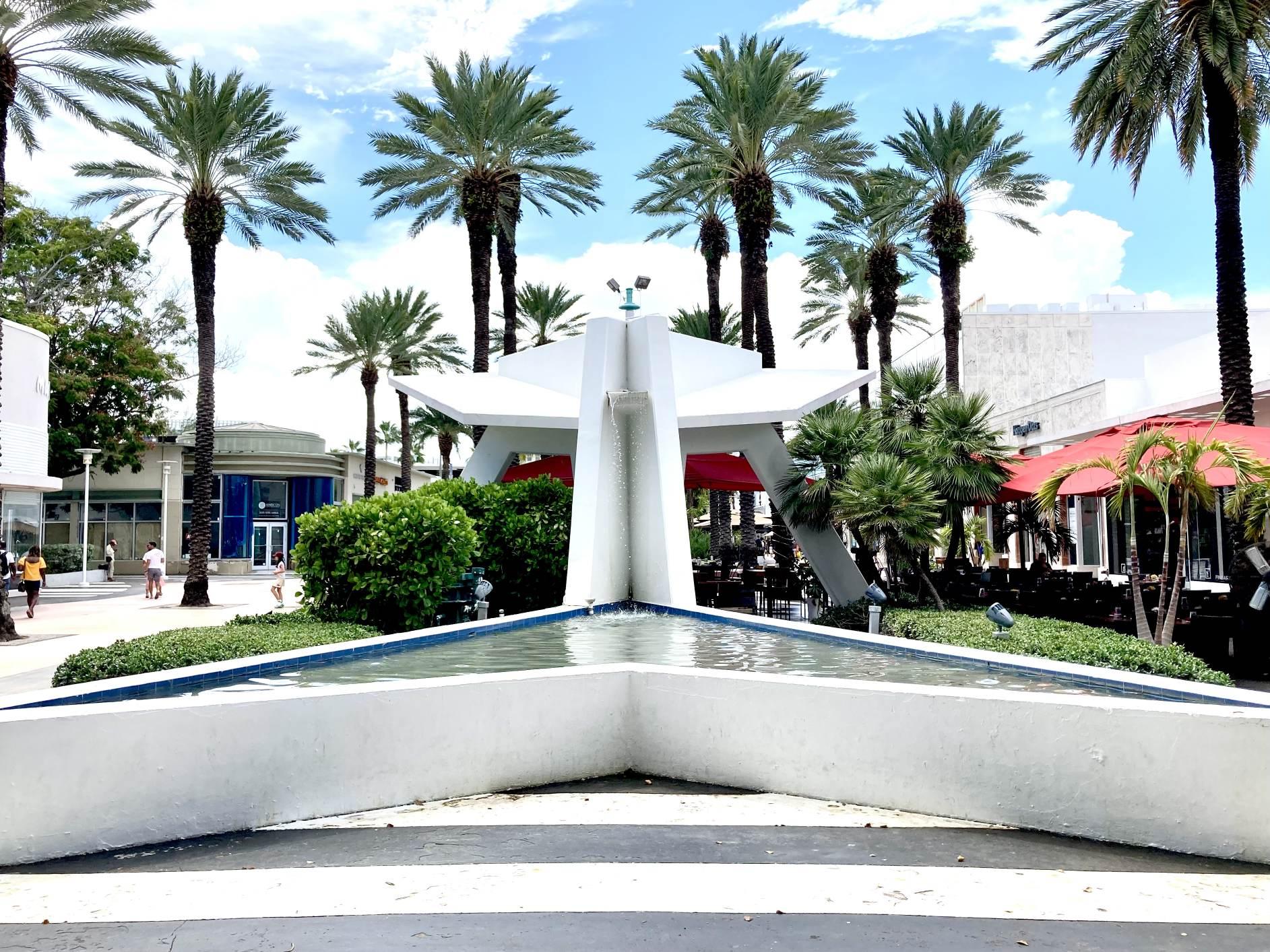 South Beach Food Walking Tour with Cuban Tastings