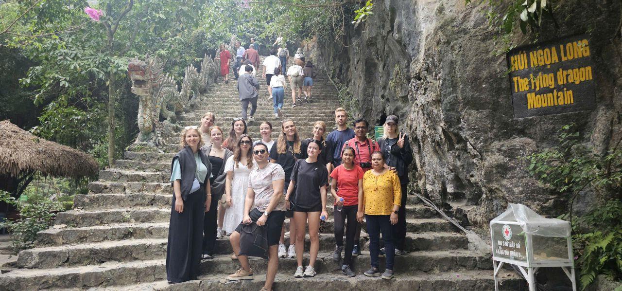 Hanoi to Ninh Binh: Hoa Lu, Trang An & Mua Cave Day Tour