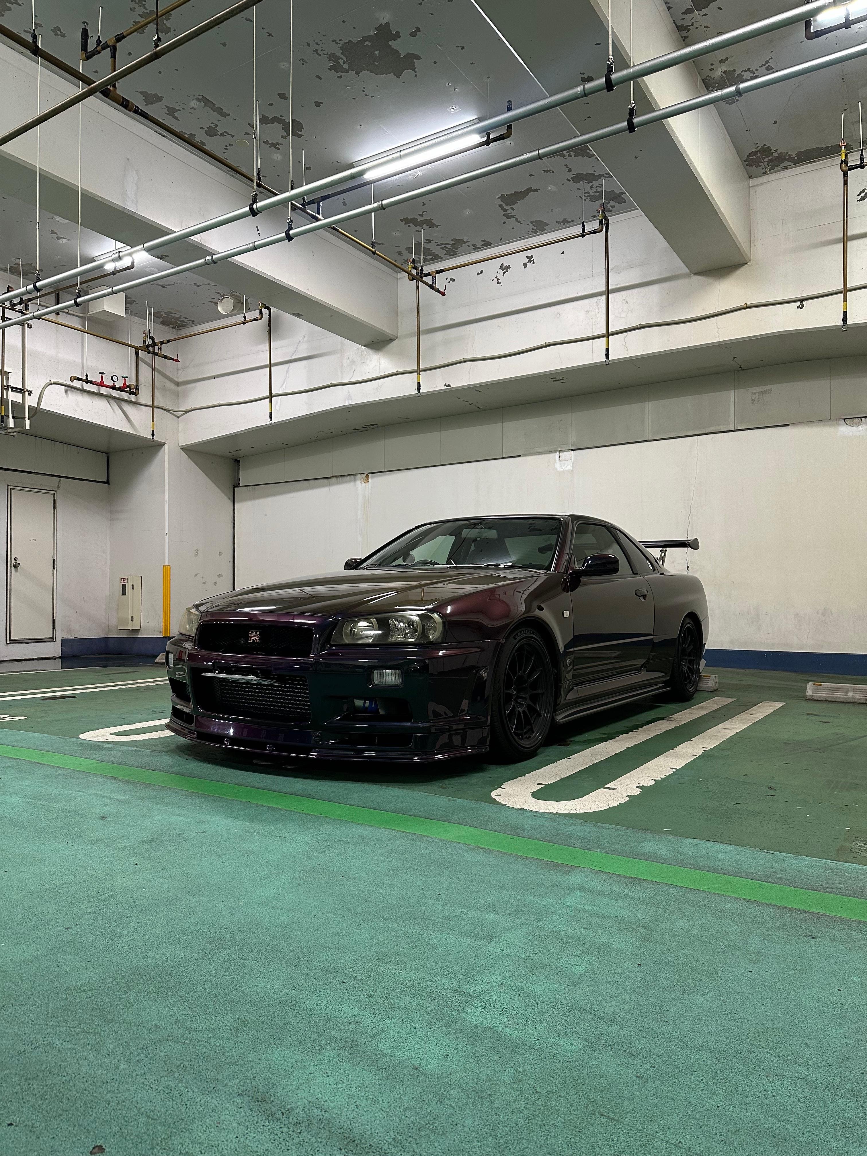 Tokyo and Daikoku by night in a Fast and Furious Skyline 34