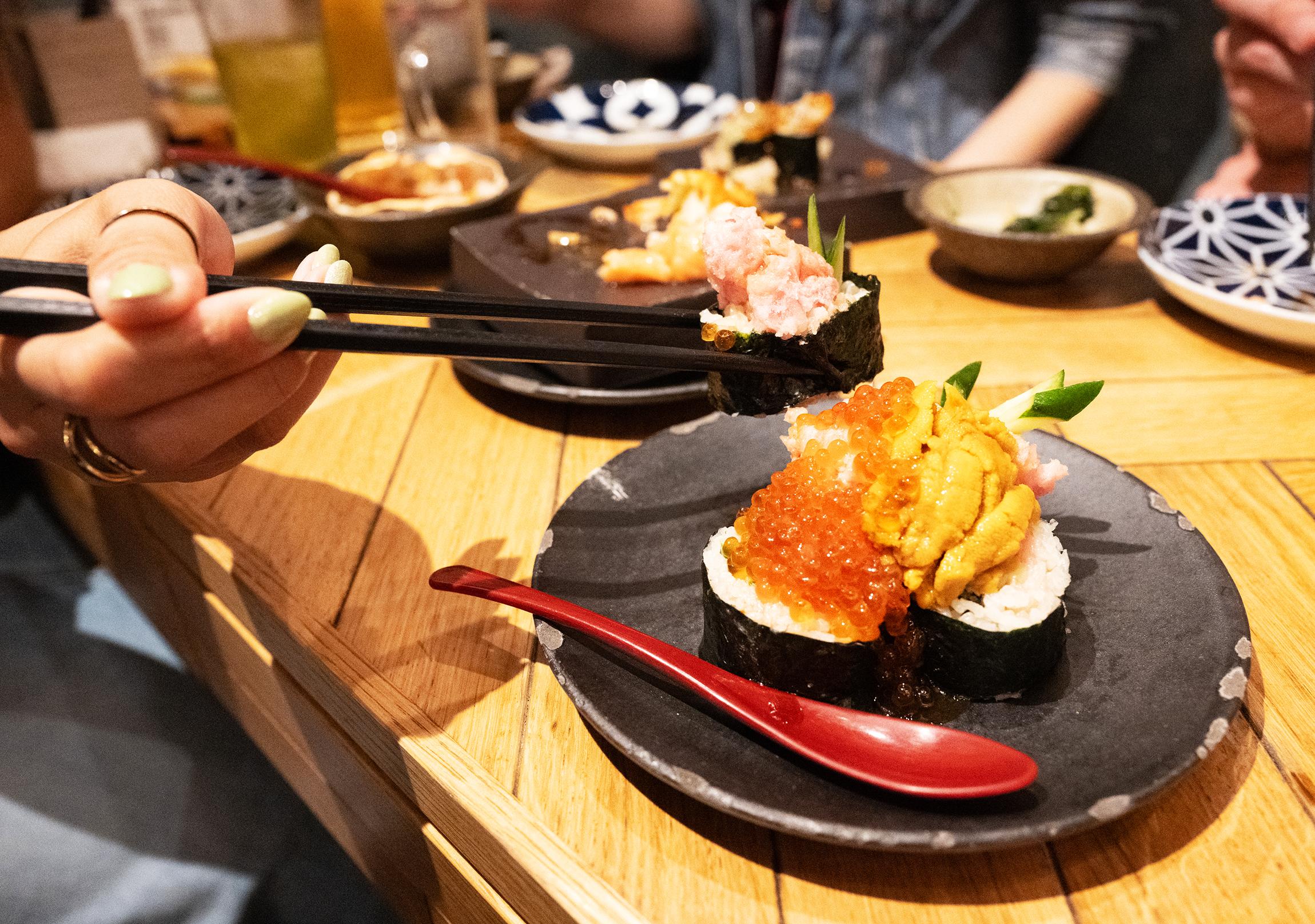 Shinjuku Local Food Tour: 15 Dishes Across 4 Hidden Eateries