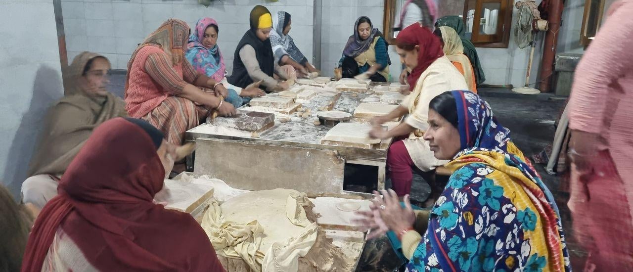 Amritsar: Golden Temple & Jallianwala Bagh Guided Walking Tour