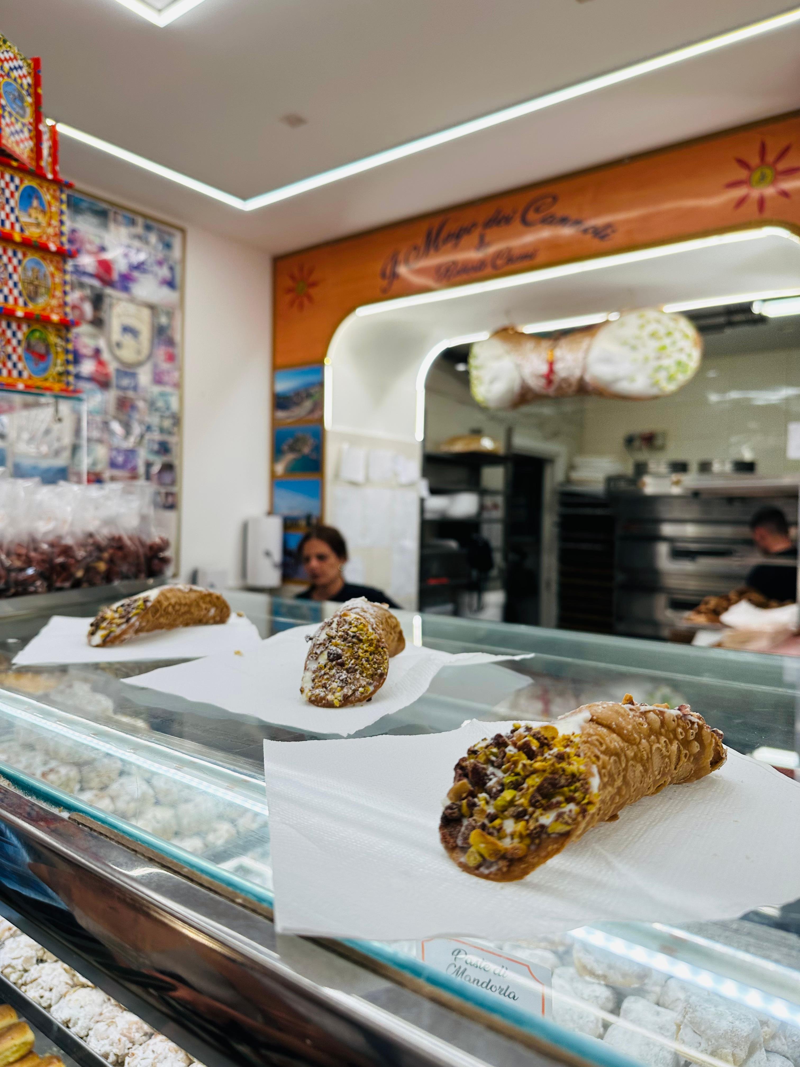 Ortigia street food tour Syracuse Sicily — arancino granita market seafood — image 9