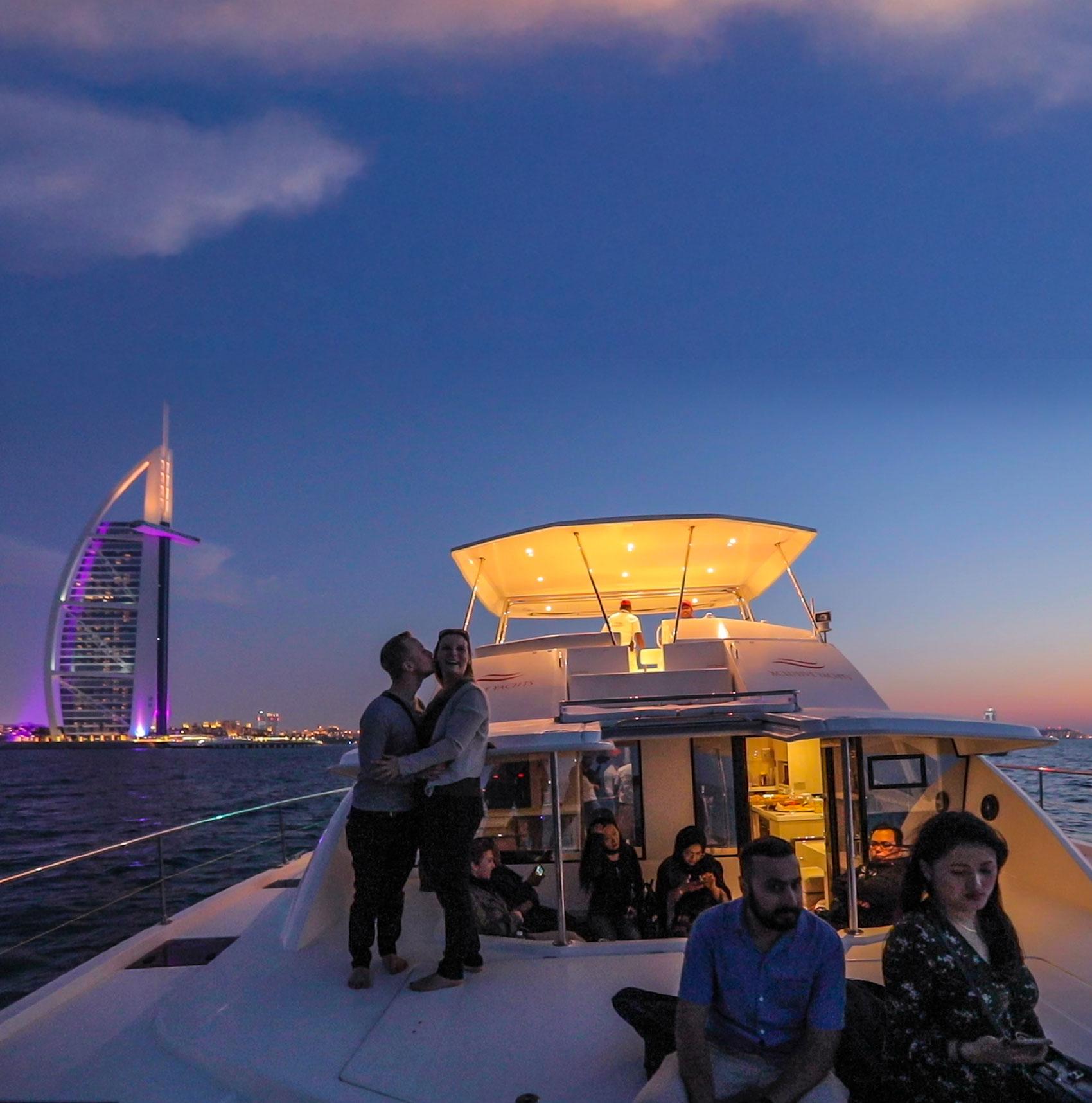 Dubai Marina Luxury Yacht Cruise with Breakfast or BBQ