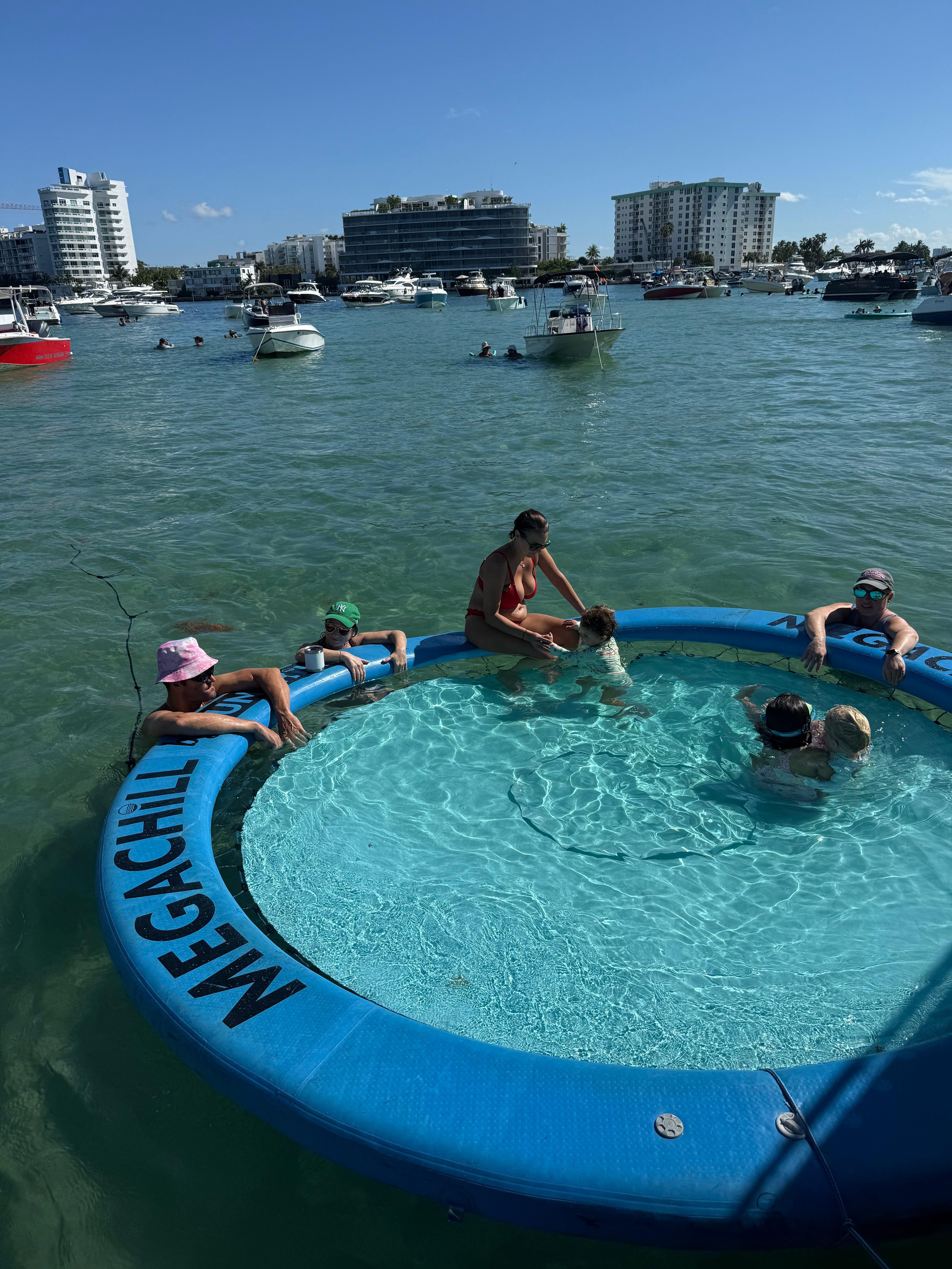 Raccoon Island Miami tour — Biscayne Bay wildlife boat cruise — image 21