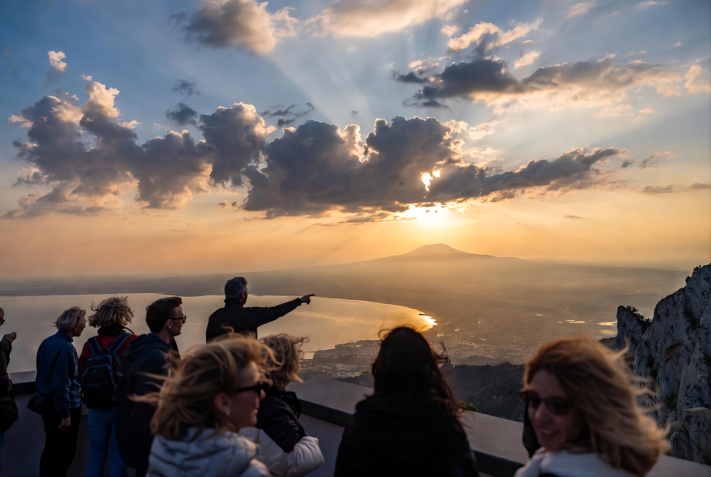 Taormina: Hidden Gems and Ancient Theatre Guided Tour