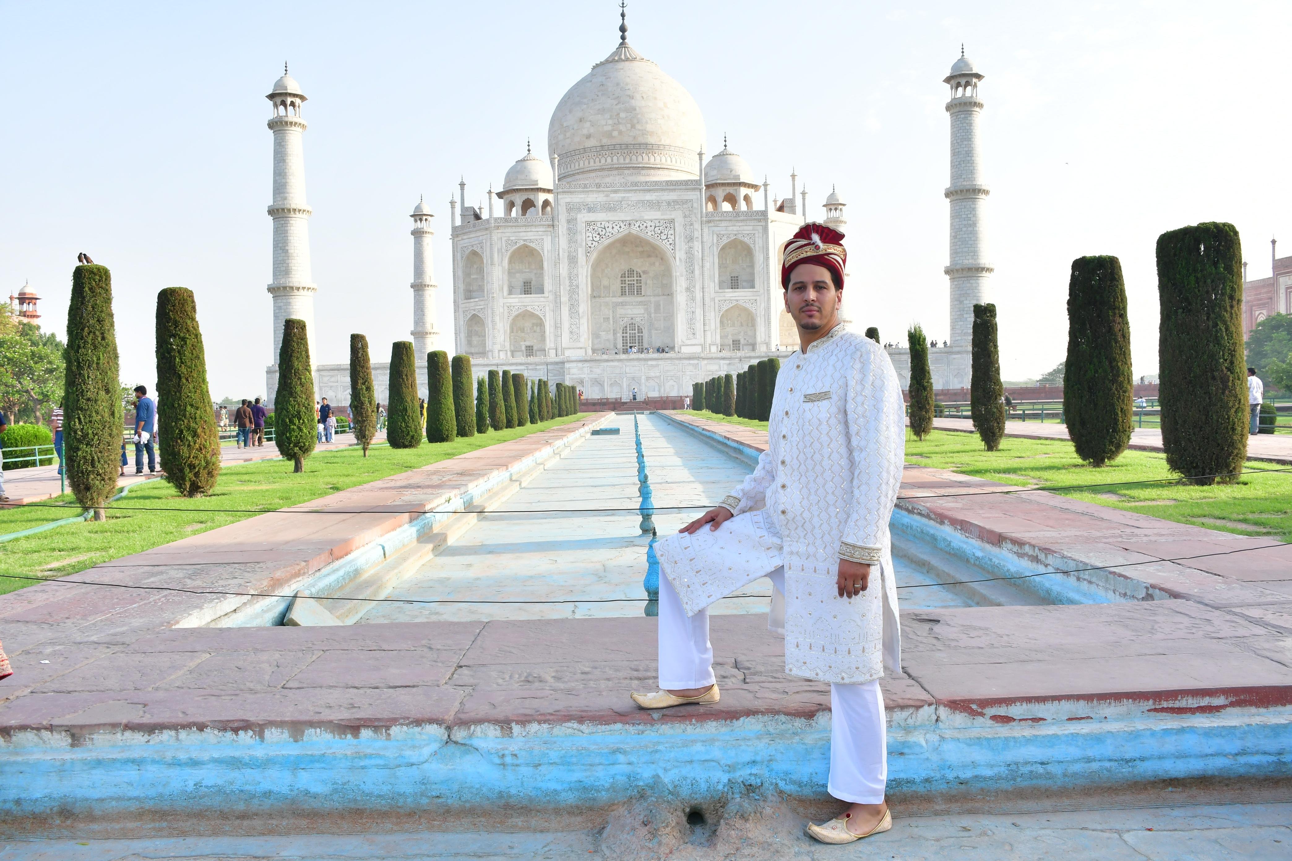 Agra Private Taj Mahal Photoshoot with Entry Ticket