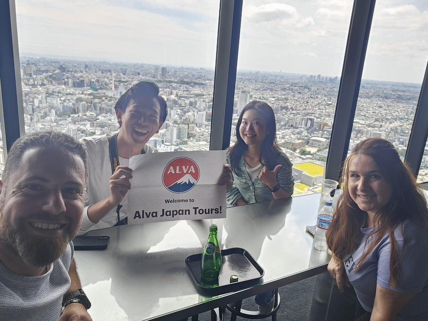 Shibuya Pop Culture Walk & Sky Observation Tour